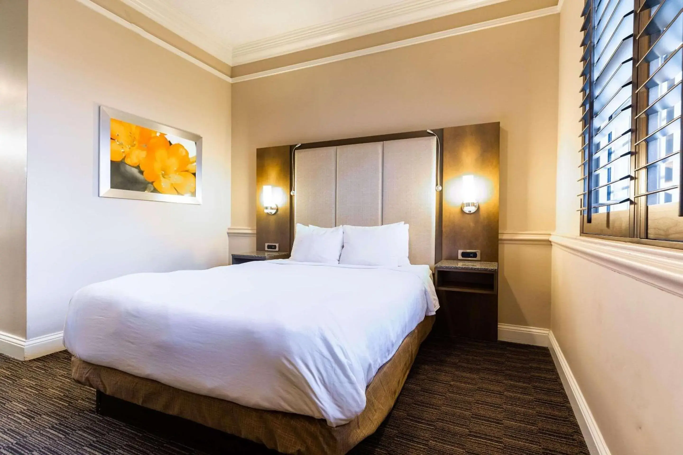 Bedroom, Bed in Radisson Resort at the Port Bedroom, Bed in Radisson Resort at the Port