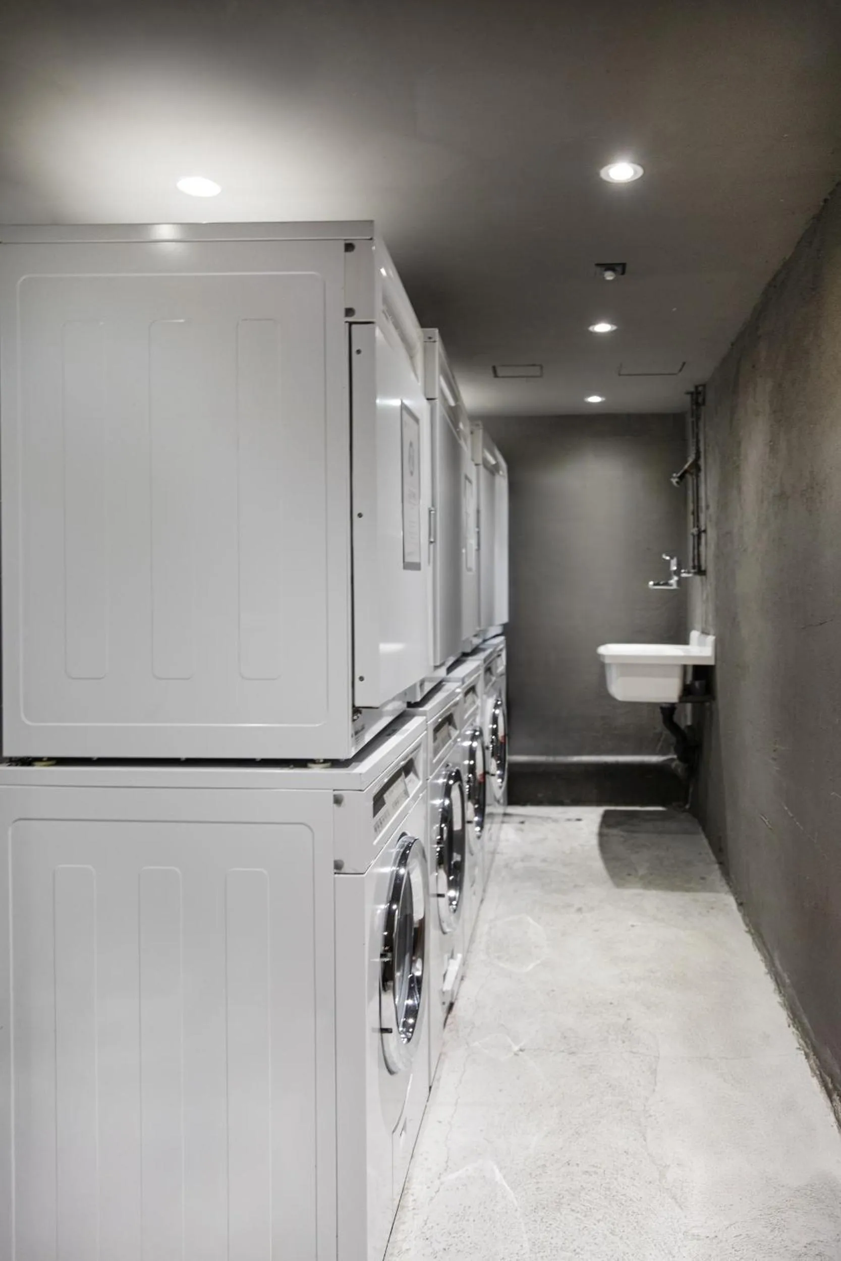 laundry in VISIONAPARTMENTS Militärstrasse - contactless check-in