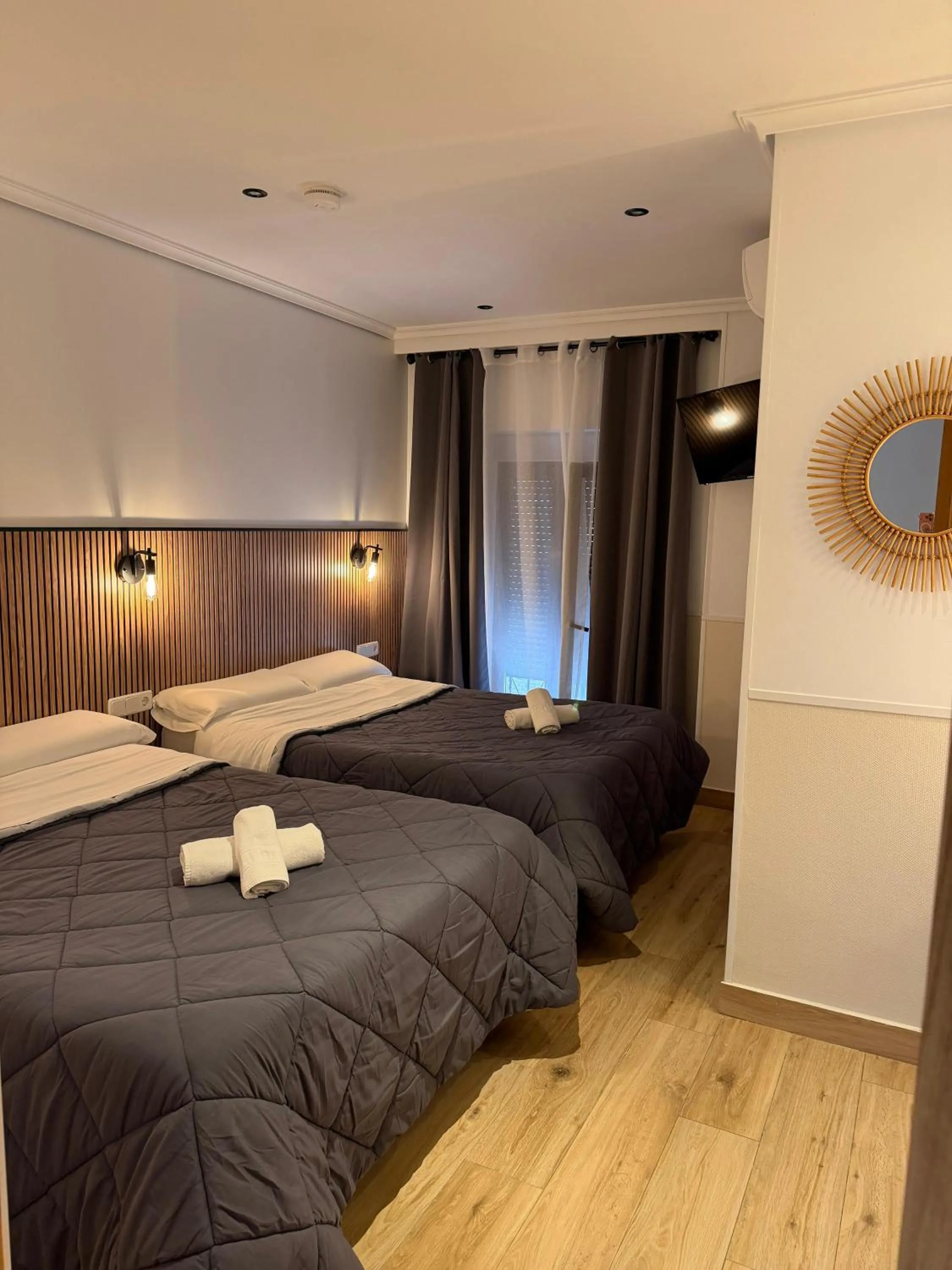 Bed in Trípolis Toledo