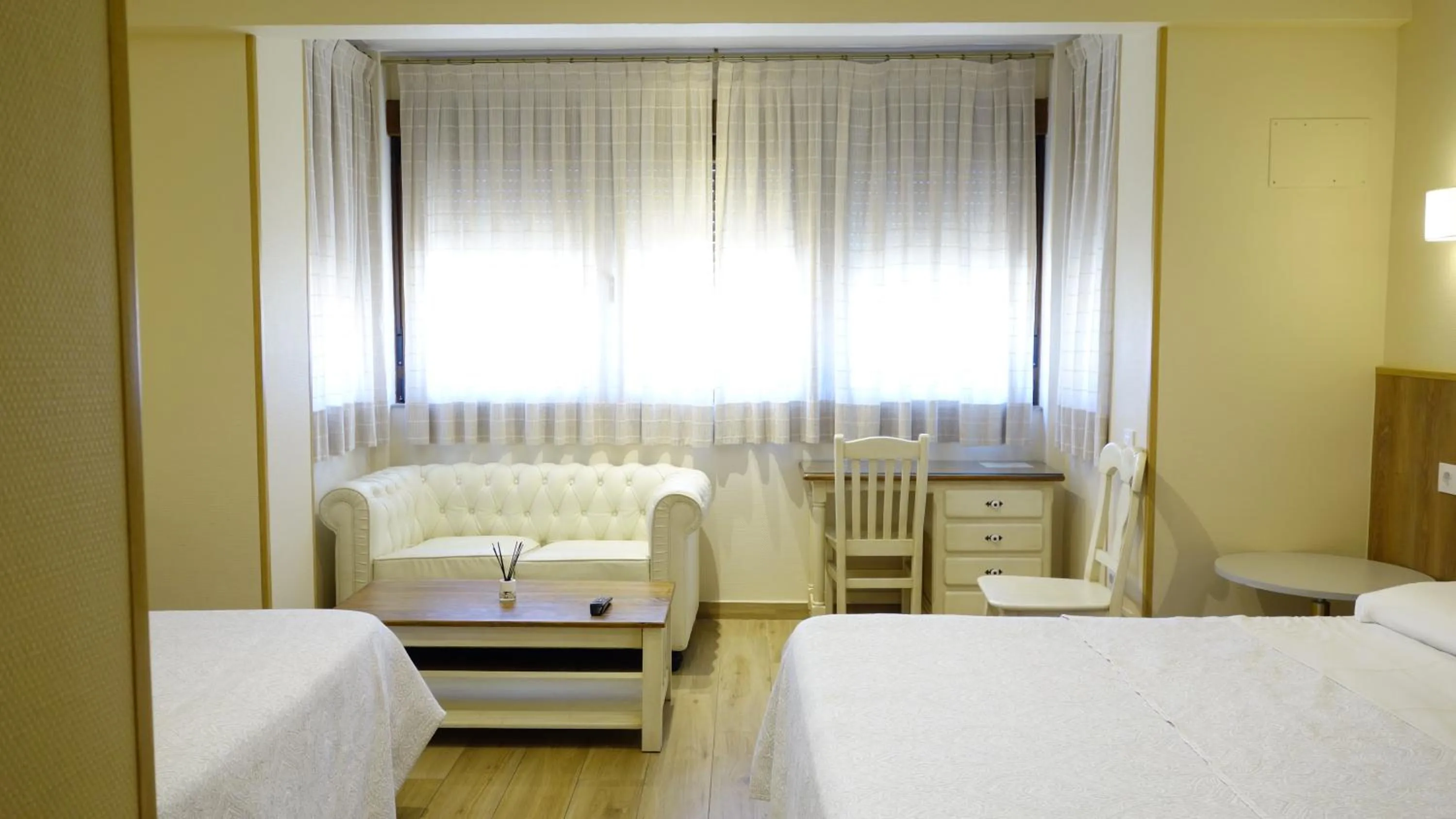 Bed in Trípolis Toledo