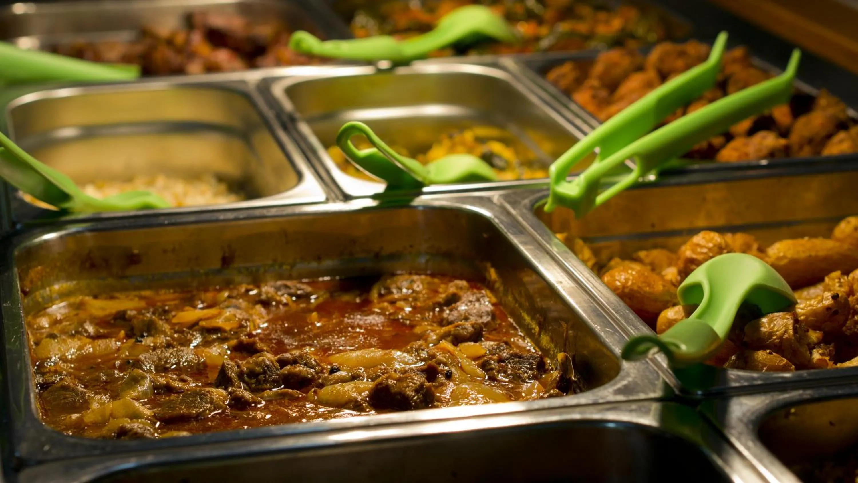 Food in MyroAndrou Beach Hotel Apartments