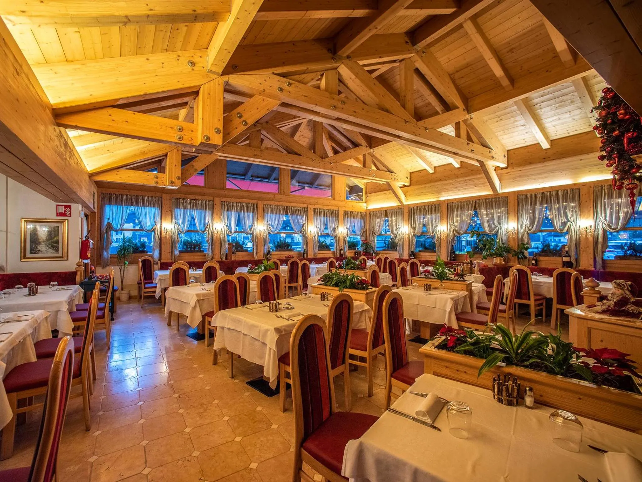 Restaurant/places to eat in Hotel Barance