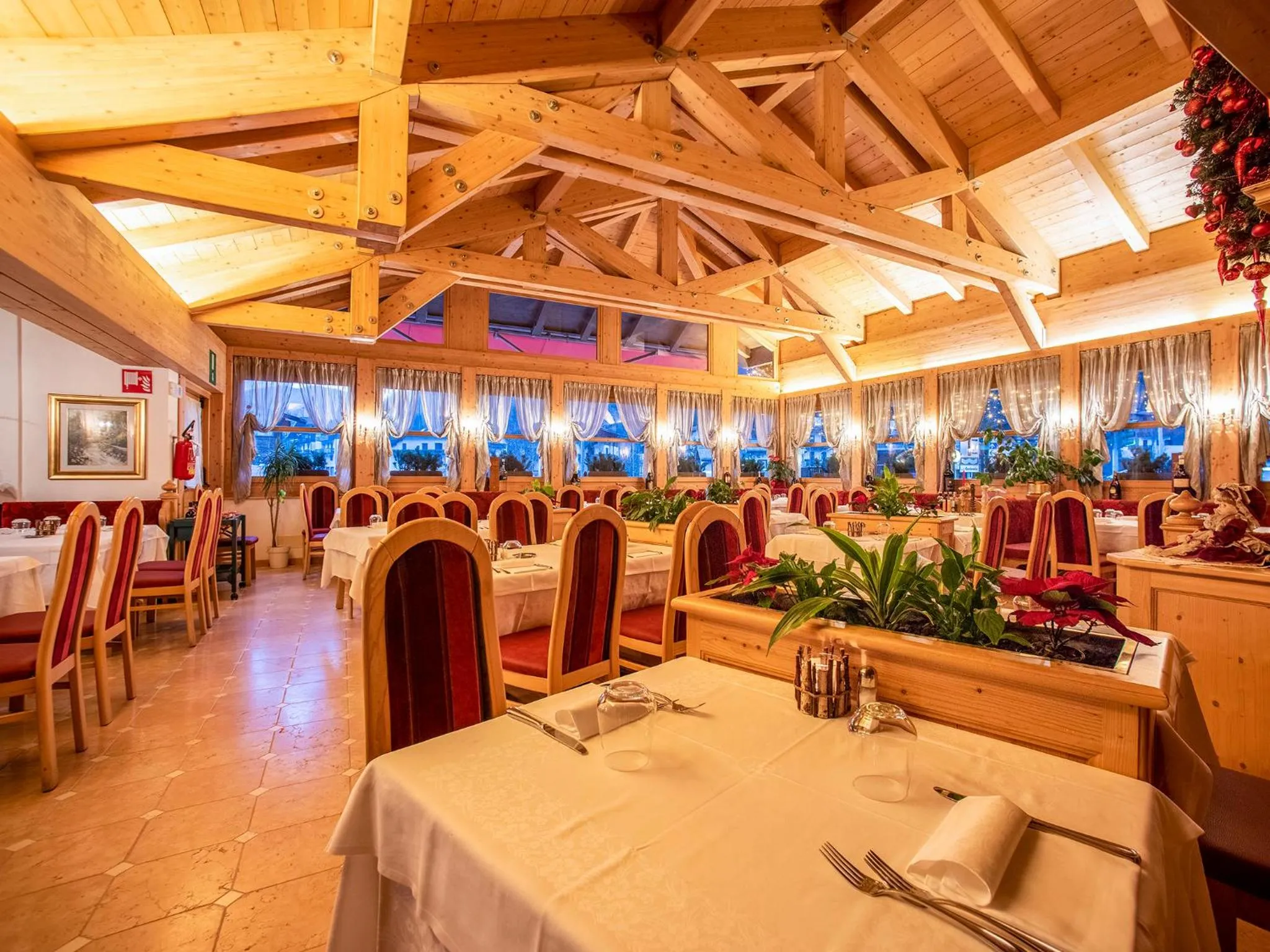 Restaurant/places to eat in Hotel Barance