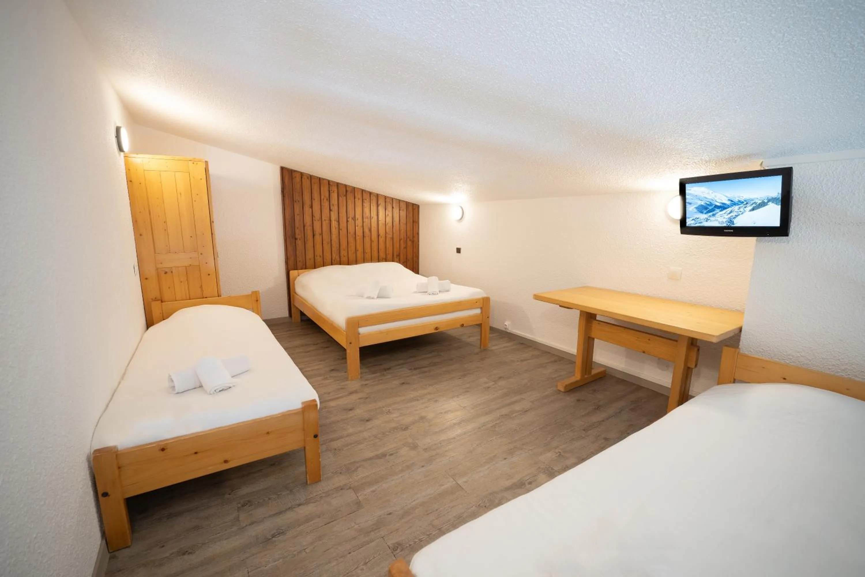 Bedroom, Bed in Résidence Azureva Les Menuires