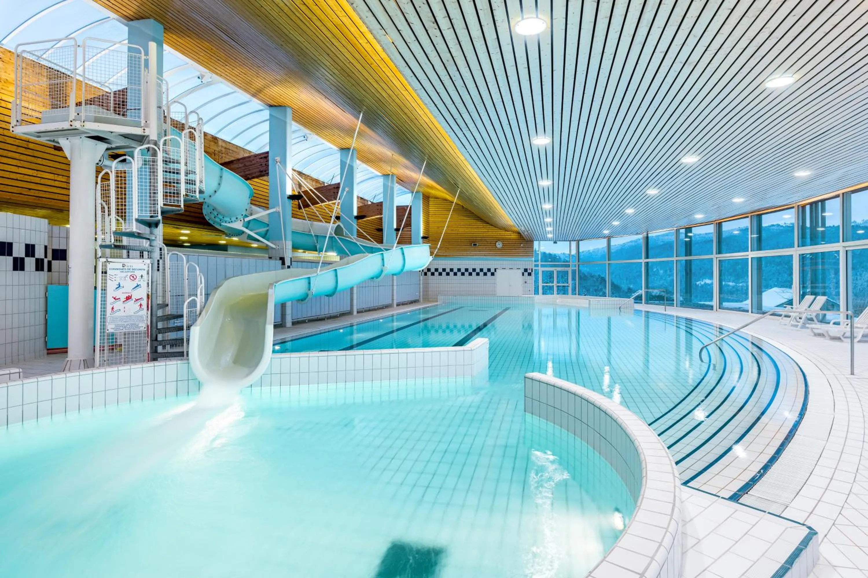 Swimming pool in Azureva Bussang