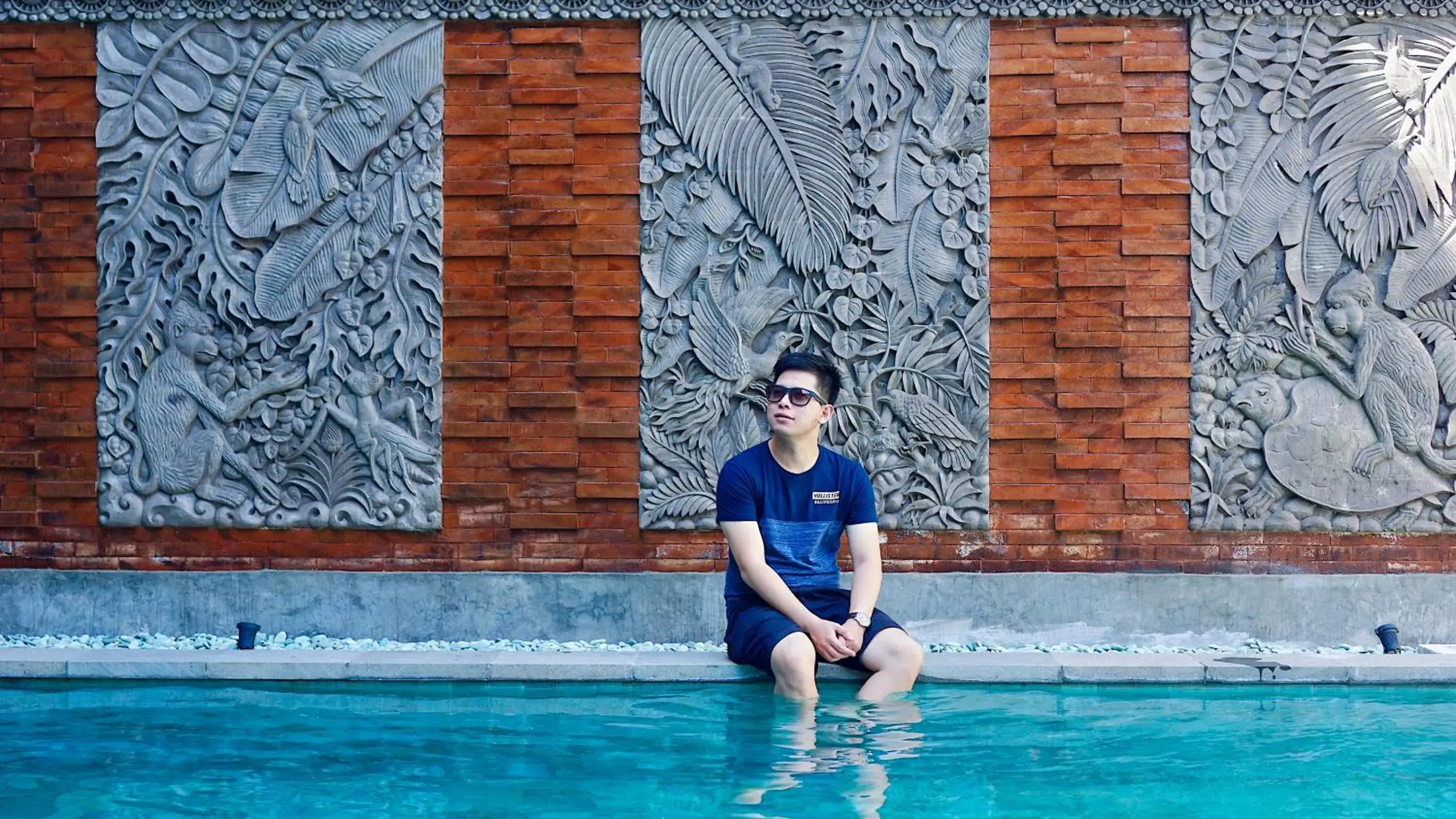 Swimming pool in Perissos Echo Beach Swimming pool in Perissos Echo Beach