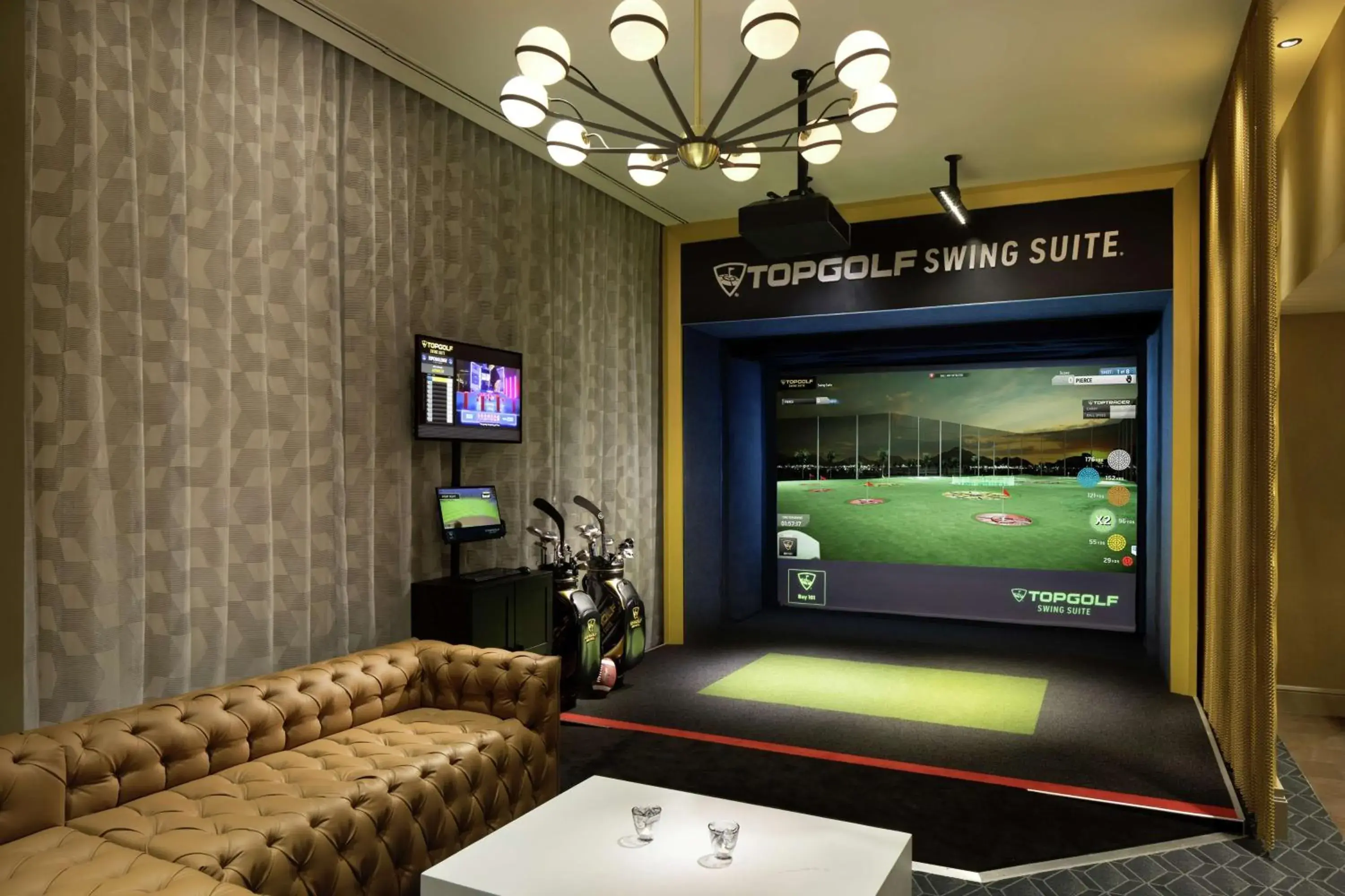 Lobby or reception in DoubleTree by Hilton Hotel Dallas Campbell Centre Lobby or reception in DoubleTree by Hilton Hotel Dallas Campbell Centre