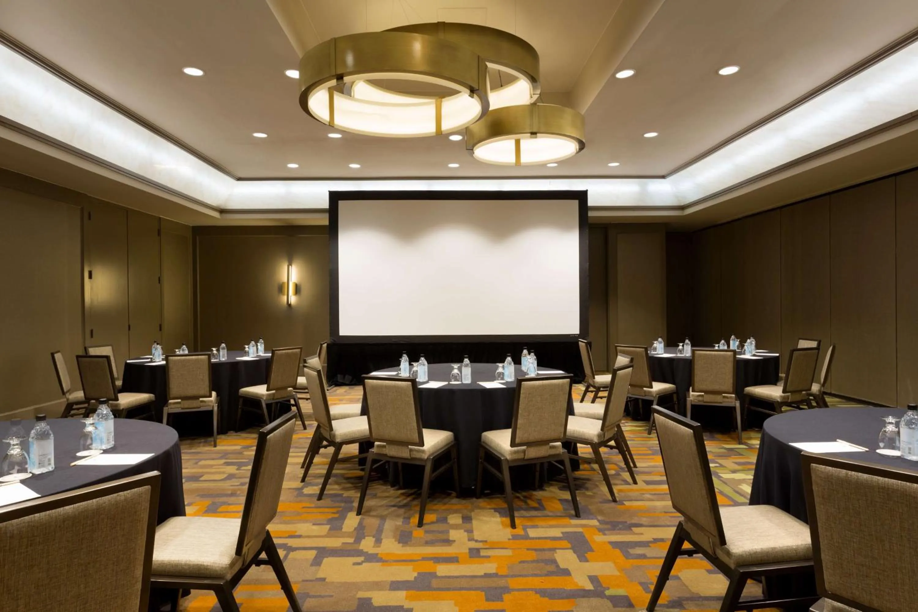 Meeting/conference room in DoubleTree by Hilton Hotel Dallas Campbell Centre