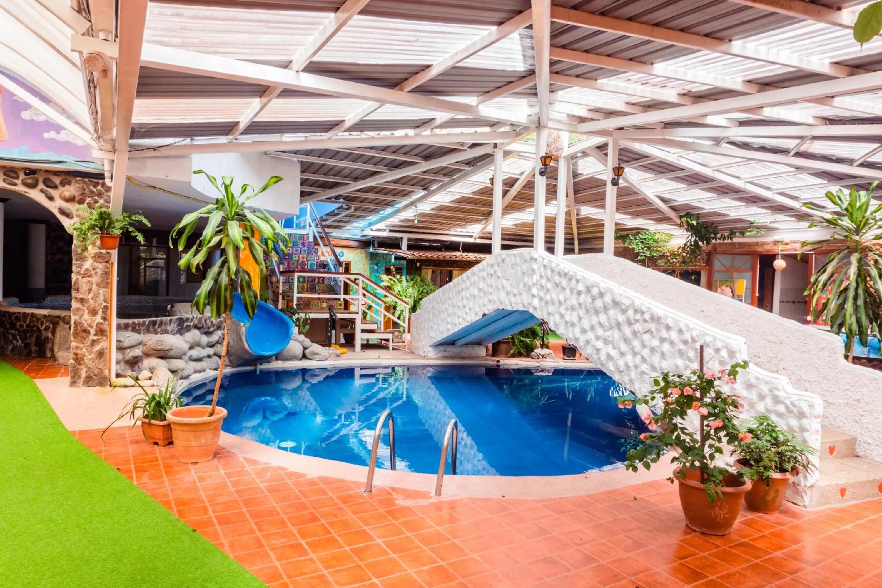 Pool view in Spa Hosteria Miramelindo