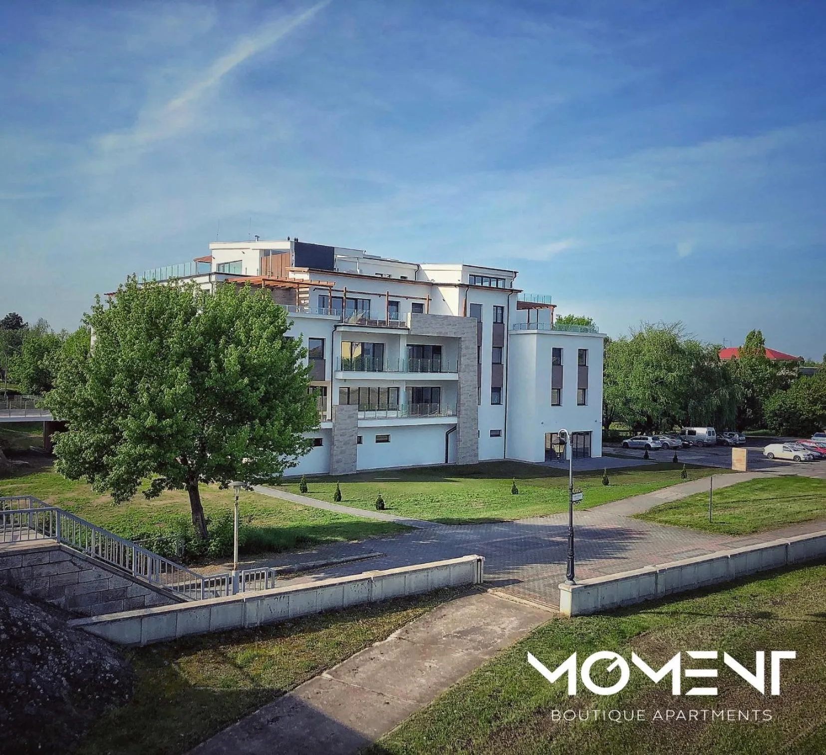 Moment Apartments