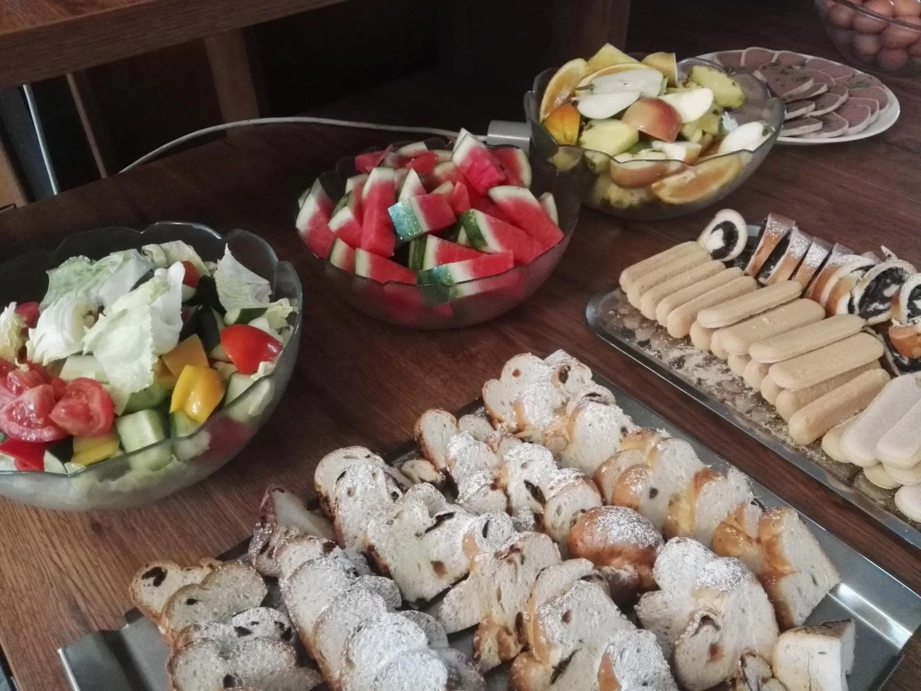 Breakfast in Hotel Jestřábí