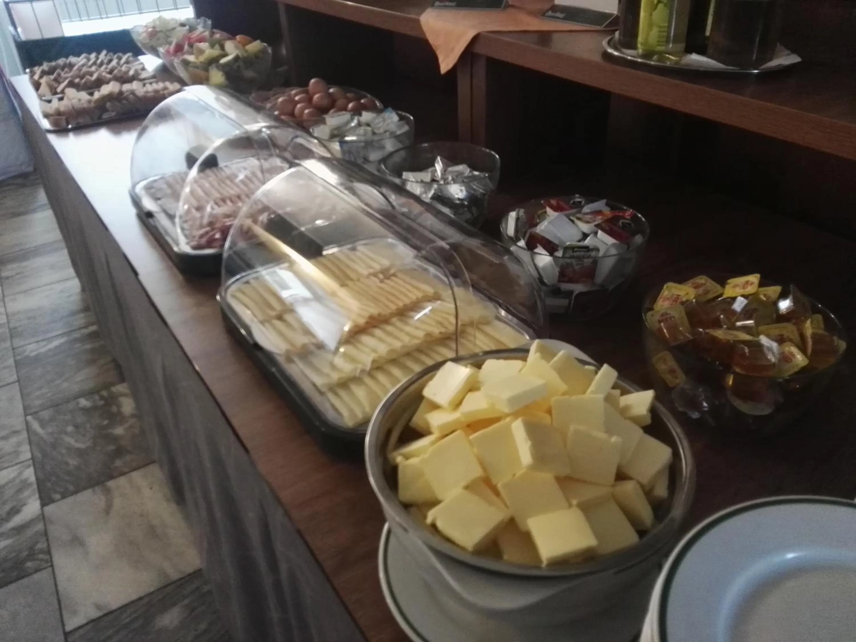 Breakfast in Hotel Jestřábí