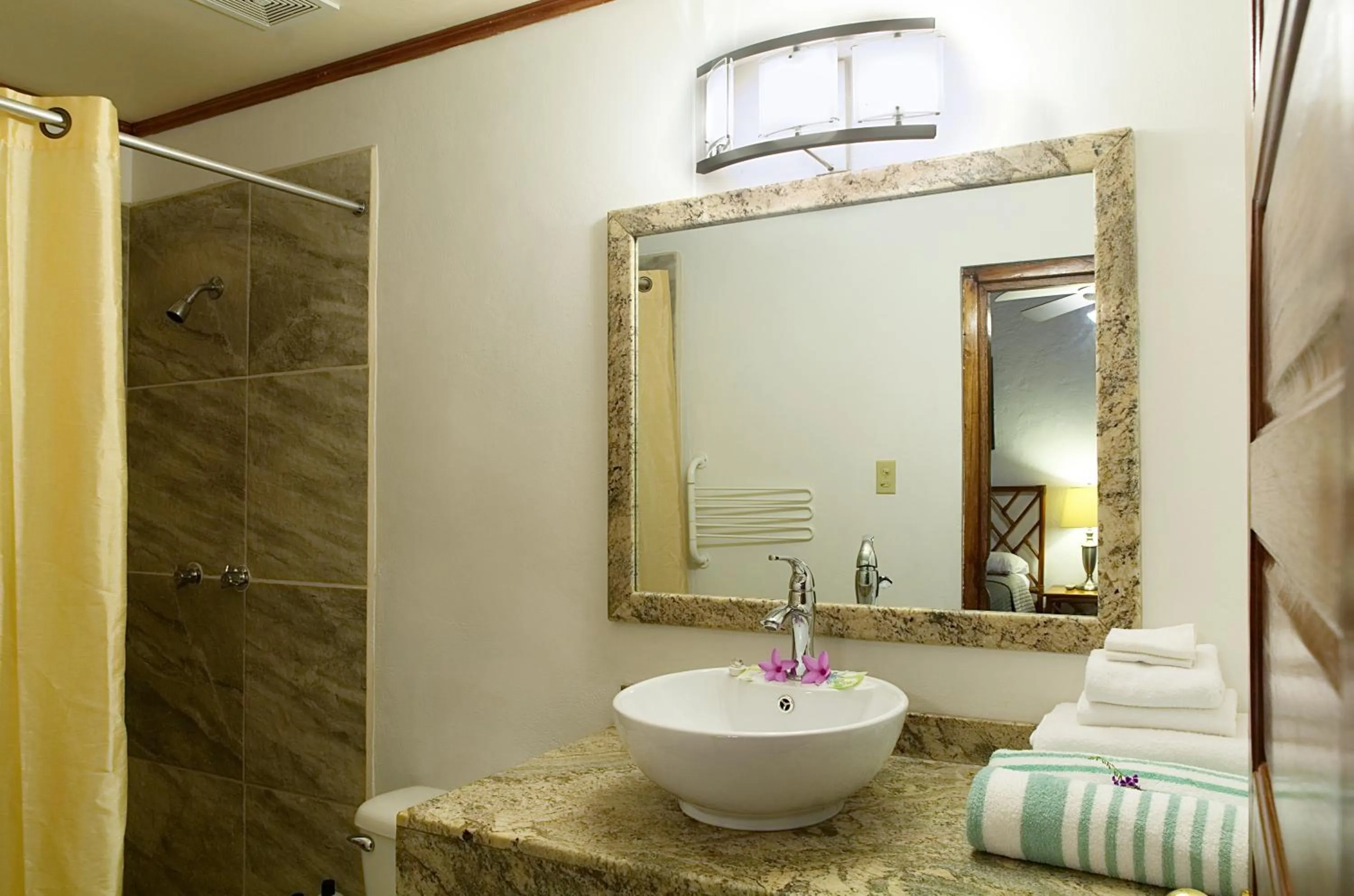 Pool view in Parrot Cove Lodge