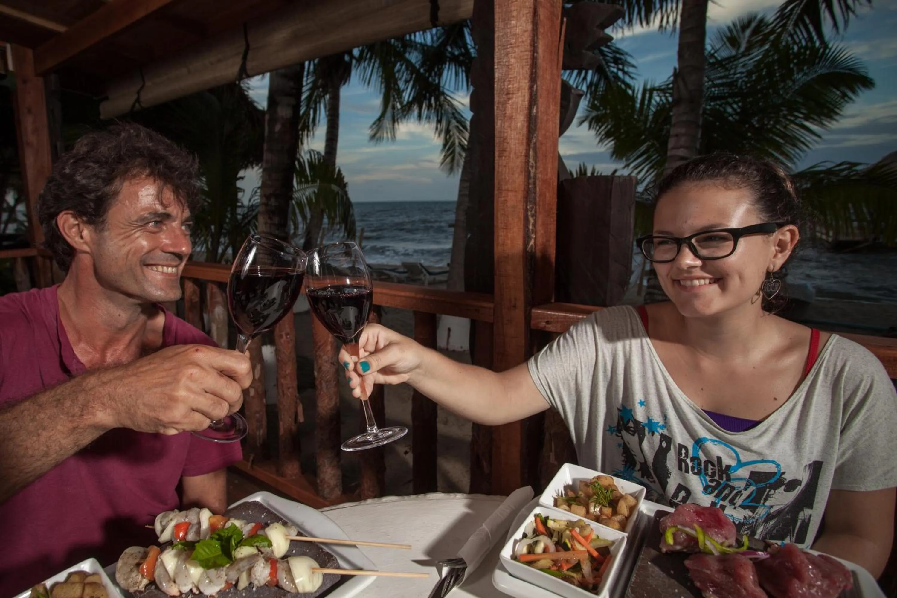 Restaurant/places to eat in Parrot Cove Lodge