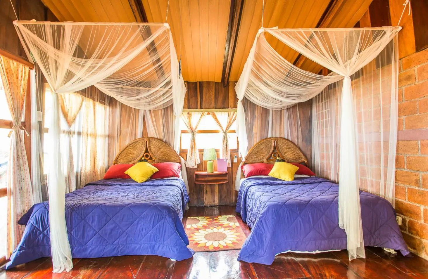 Bedroom, Bed in Redwood Beach Resort