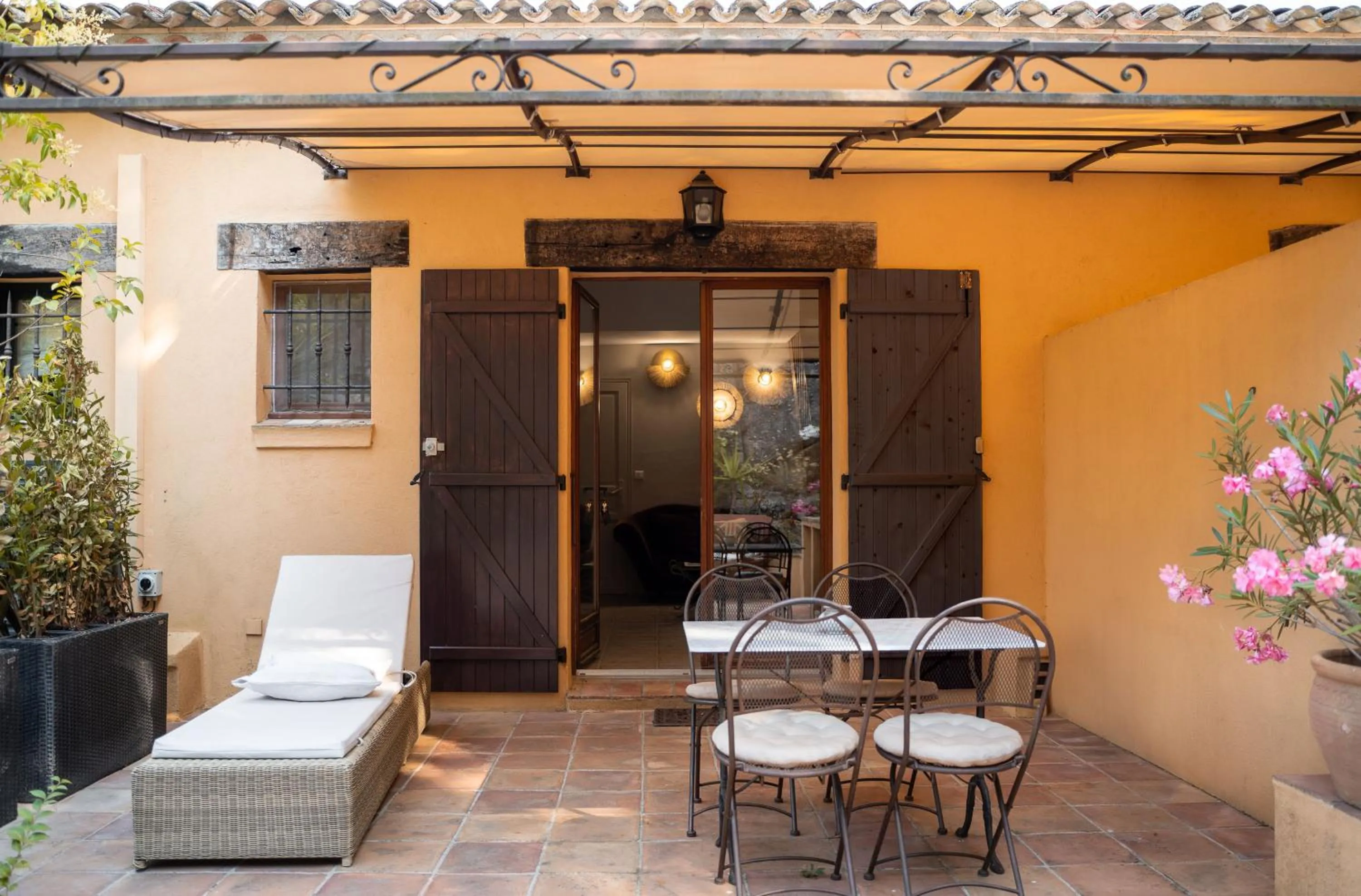 Patio in La Bergerie