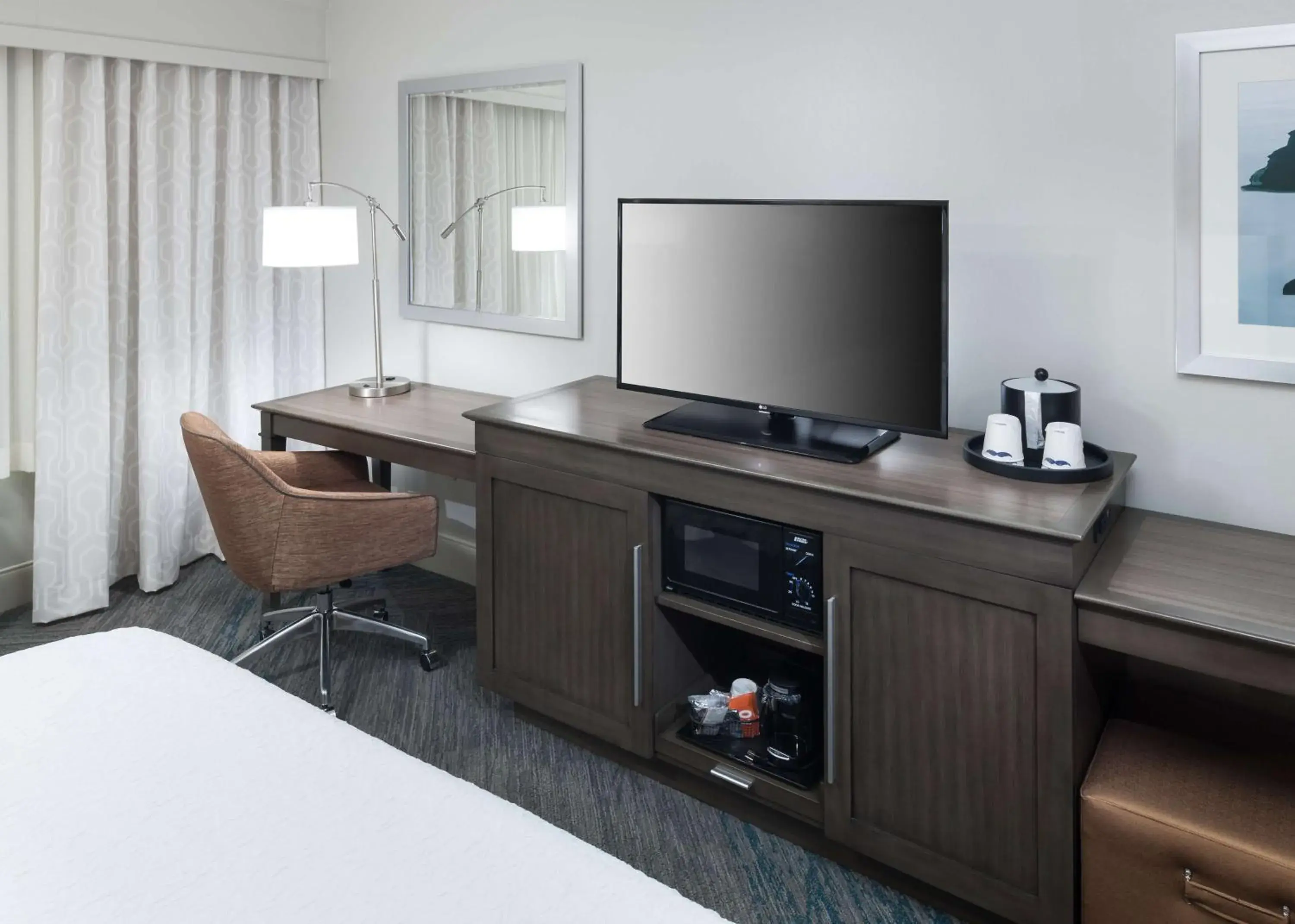 King Room with King Bed - Non-Smoking in Hampton Inn Fort Lauderdale Downtown Las Olas Area King Room with King Bed - Non-Smoking in Hampton Inn Fort Lauderdale Downtown Las Olas Area