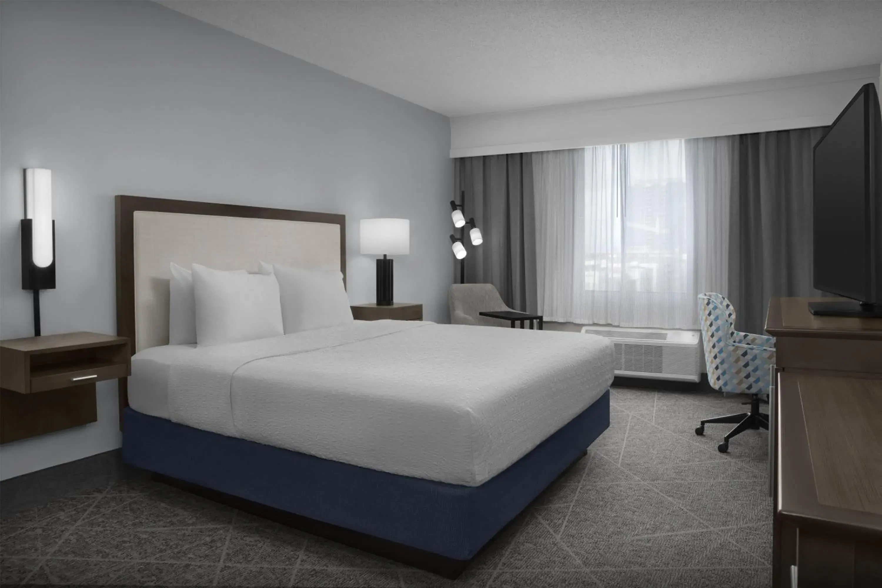 Bed in Hampton Inn Fort Lauderdale Downtown Las Olas Area Bed in Hampton Inn Fort Lauderdale Downtown Las Olas Area