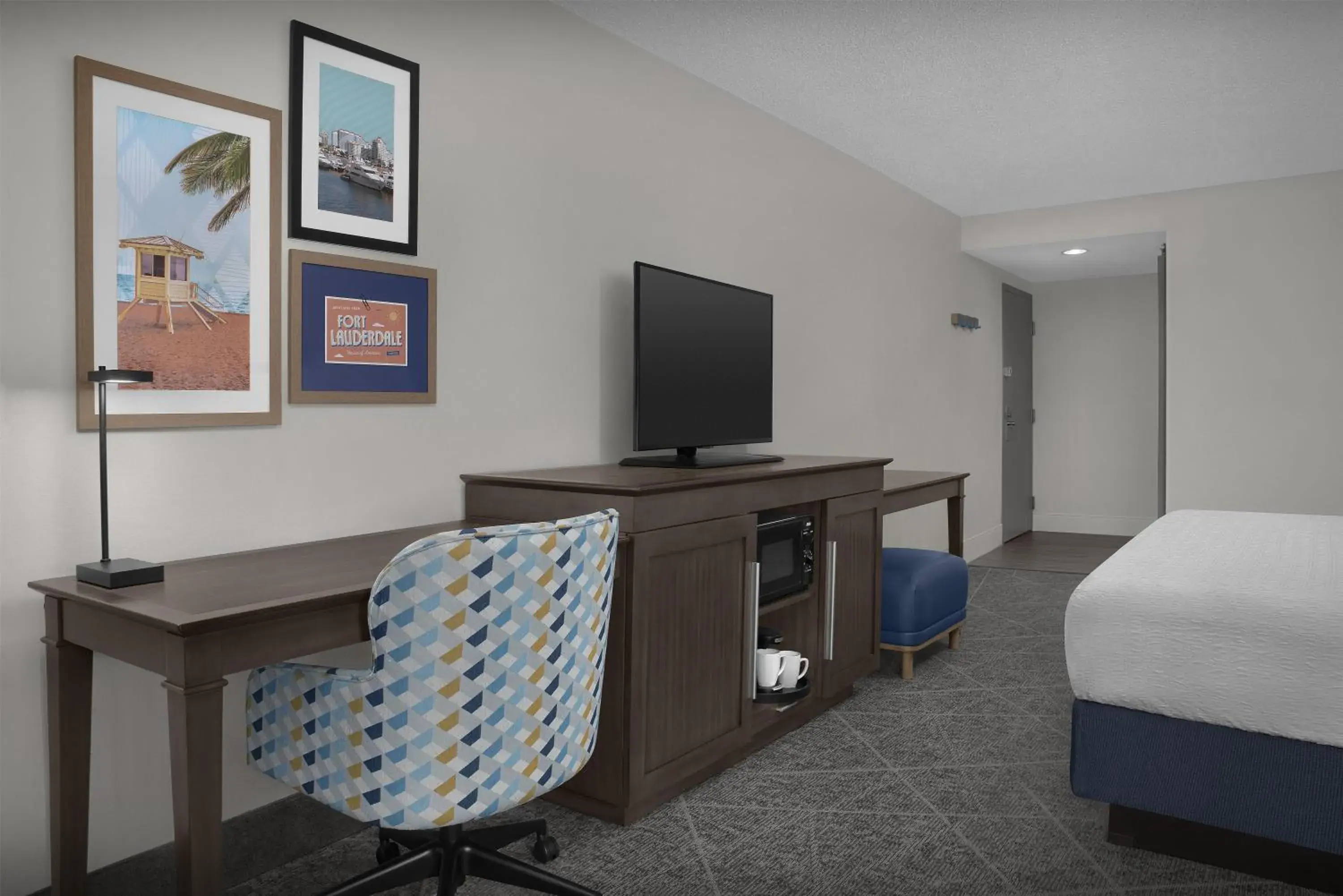 Bed in Hampton Inn Fort Lauderdale Downtown Las Olas Area Bed in Hampton Inn Fort Lauderdale Downtown Las Olas Area