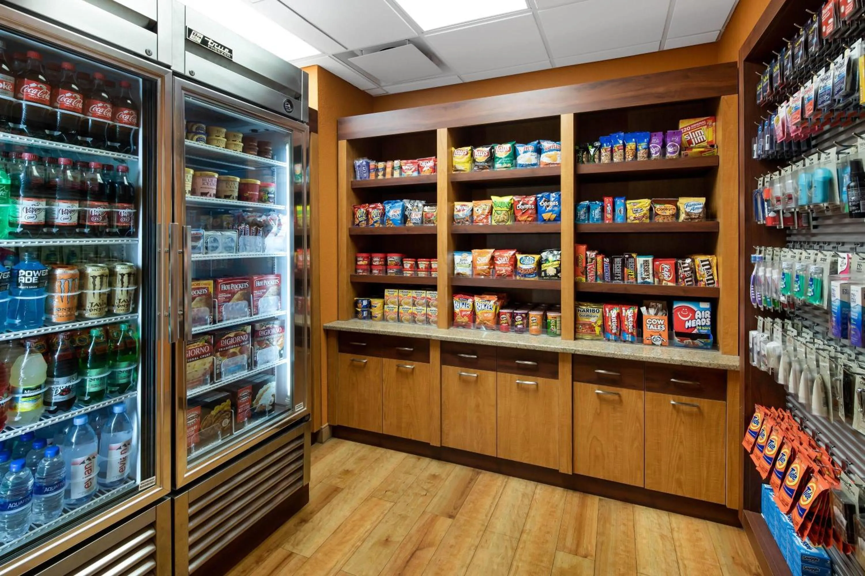 Food and drinks in La Quinta by Wyndham Greenville Haywood