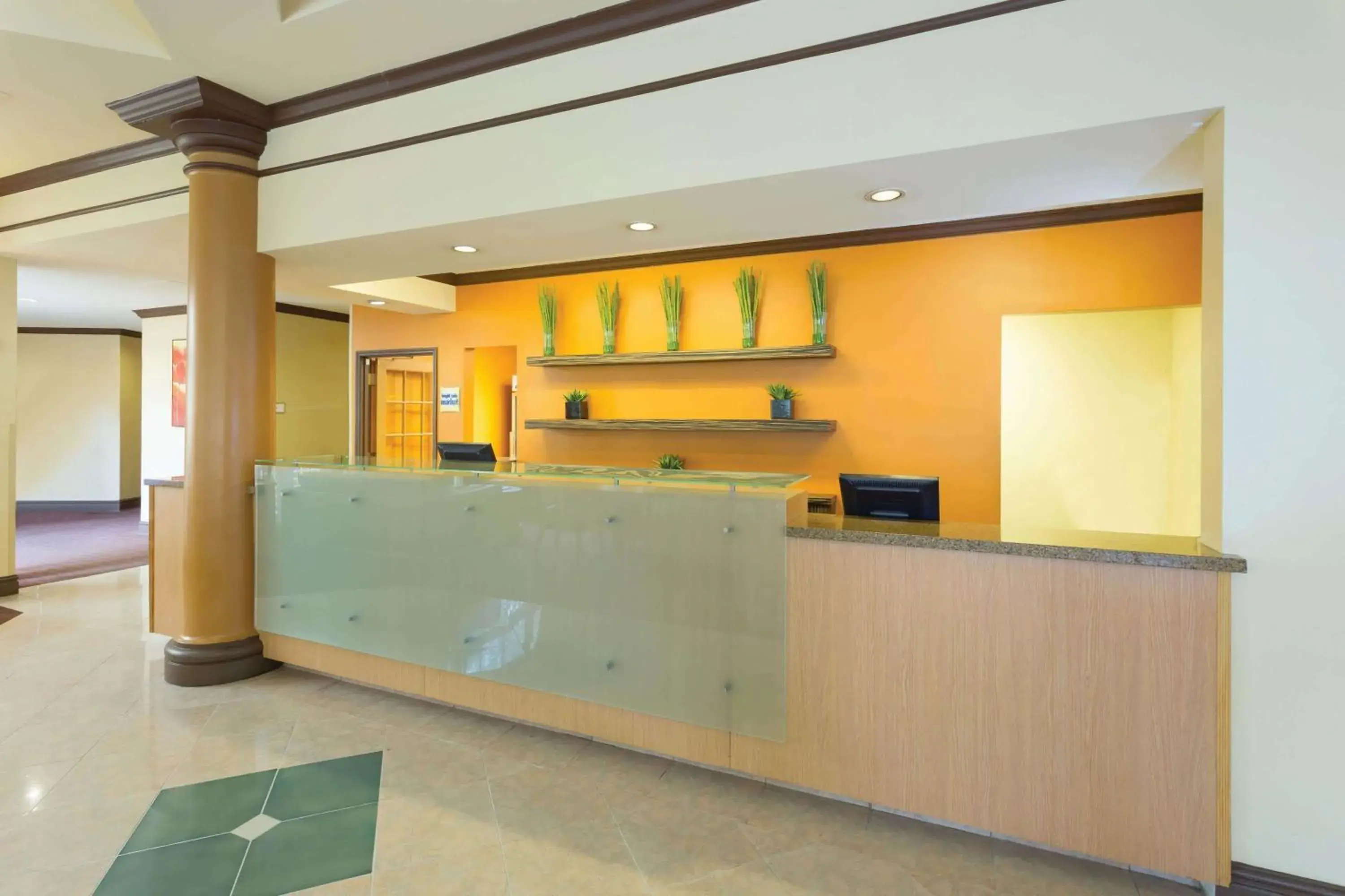 Lobby or reception in La Quinta by Wyndham Raleigh/Durham Southpoint Lobby or reception in La Quinta by Wyndham Raleigh/Durham Southpoint