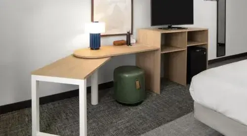 CLT Airport Inn & Suites CLT Airport Inn & Suites