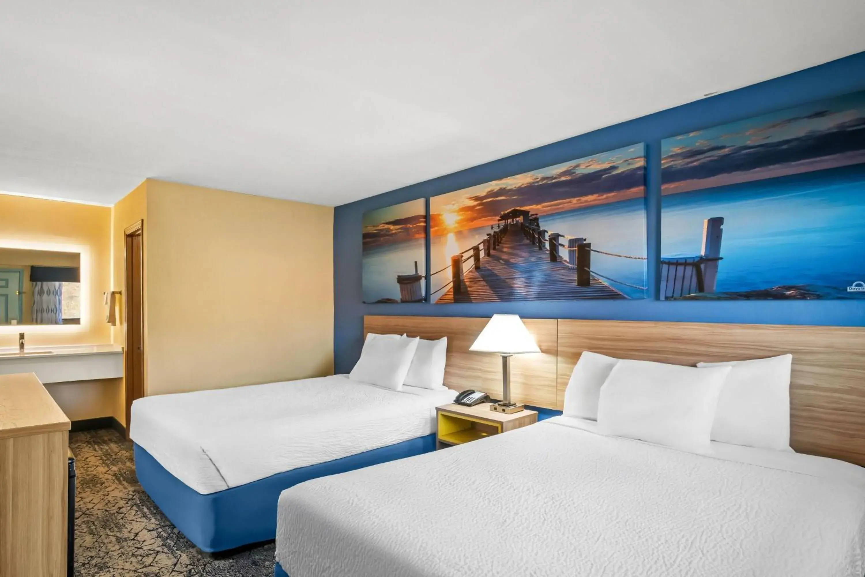 Bed in Days Inn by Wyndham Renfro Valley Mount Vernon Bed in Days Inn by Wyndham Renfro Valley Mount Vernon