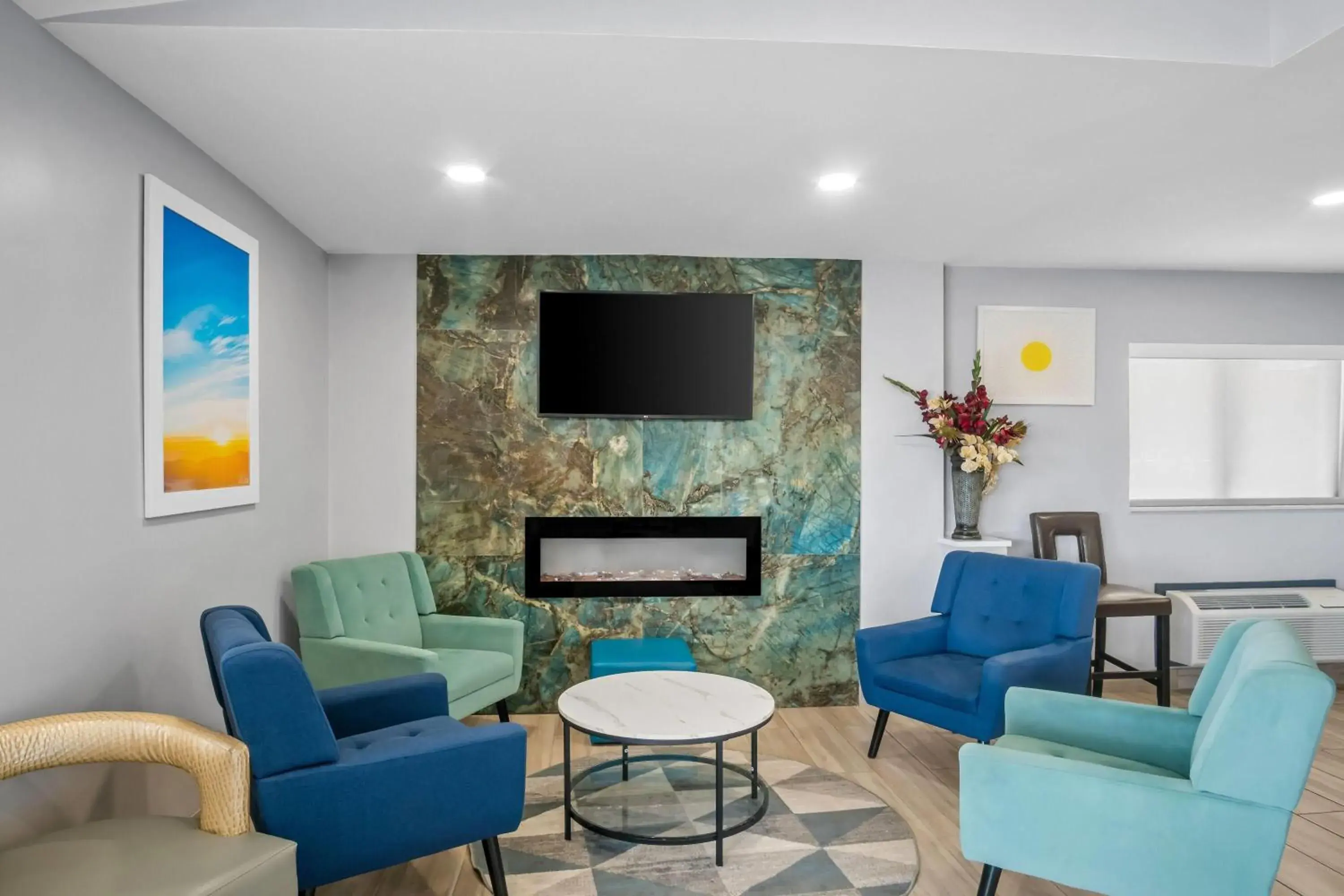 Lobby or reception in Days Inn by Wyndham Renfro Valley Mount Vernon Lobby or reception in Days Inn by Wyndham Renfro Valley Mount Vernon