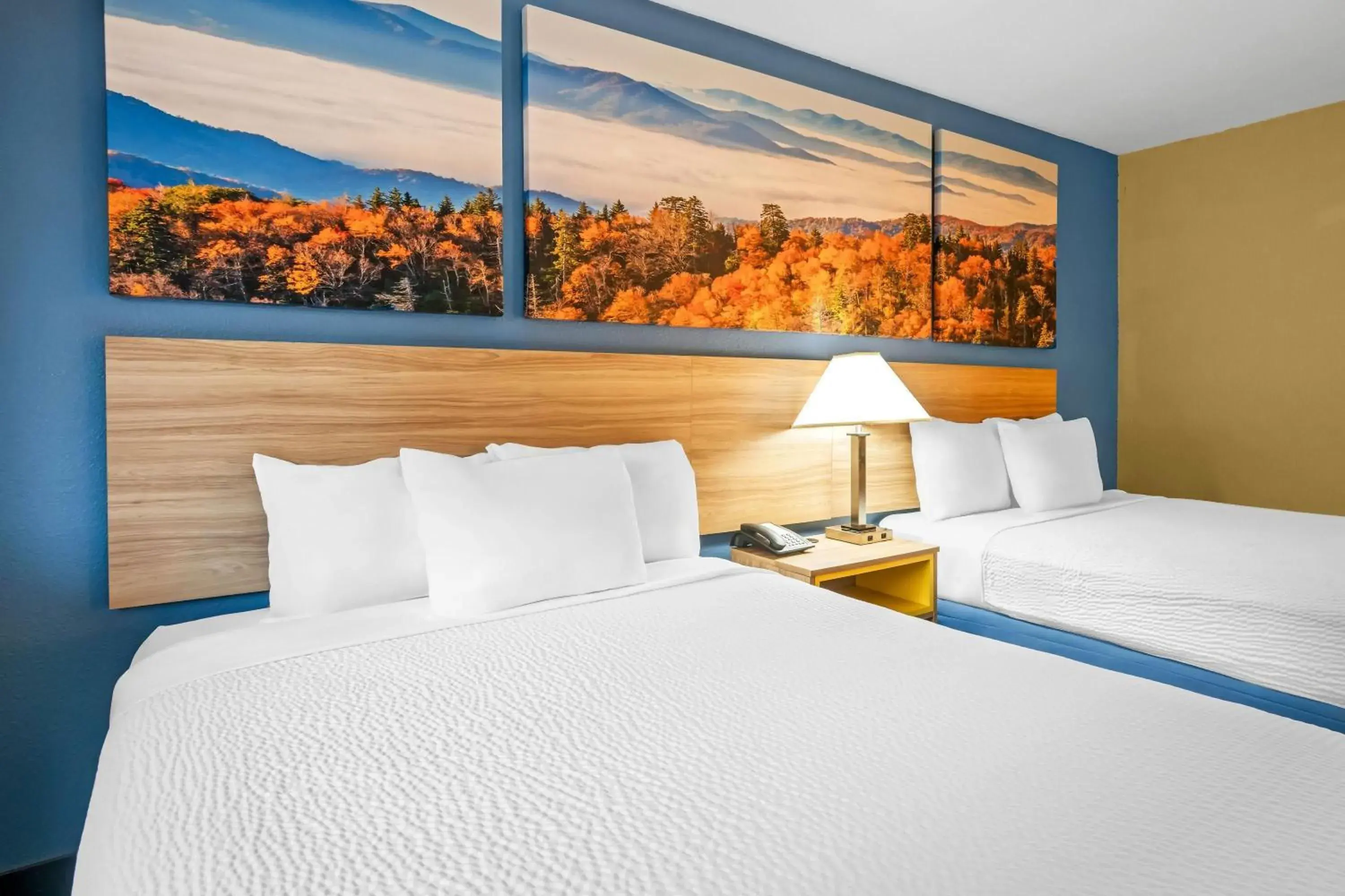 Bed in Days Inn by Wyndham Renfro Valley Mount Vernon Bed in Days Inn by Wyndham Renfro Valley Mount Vernon