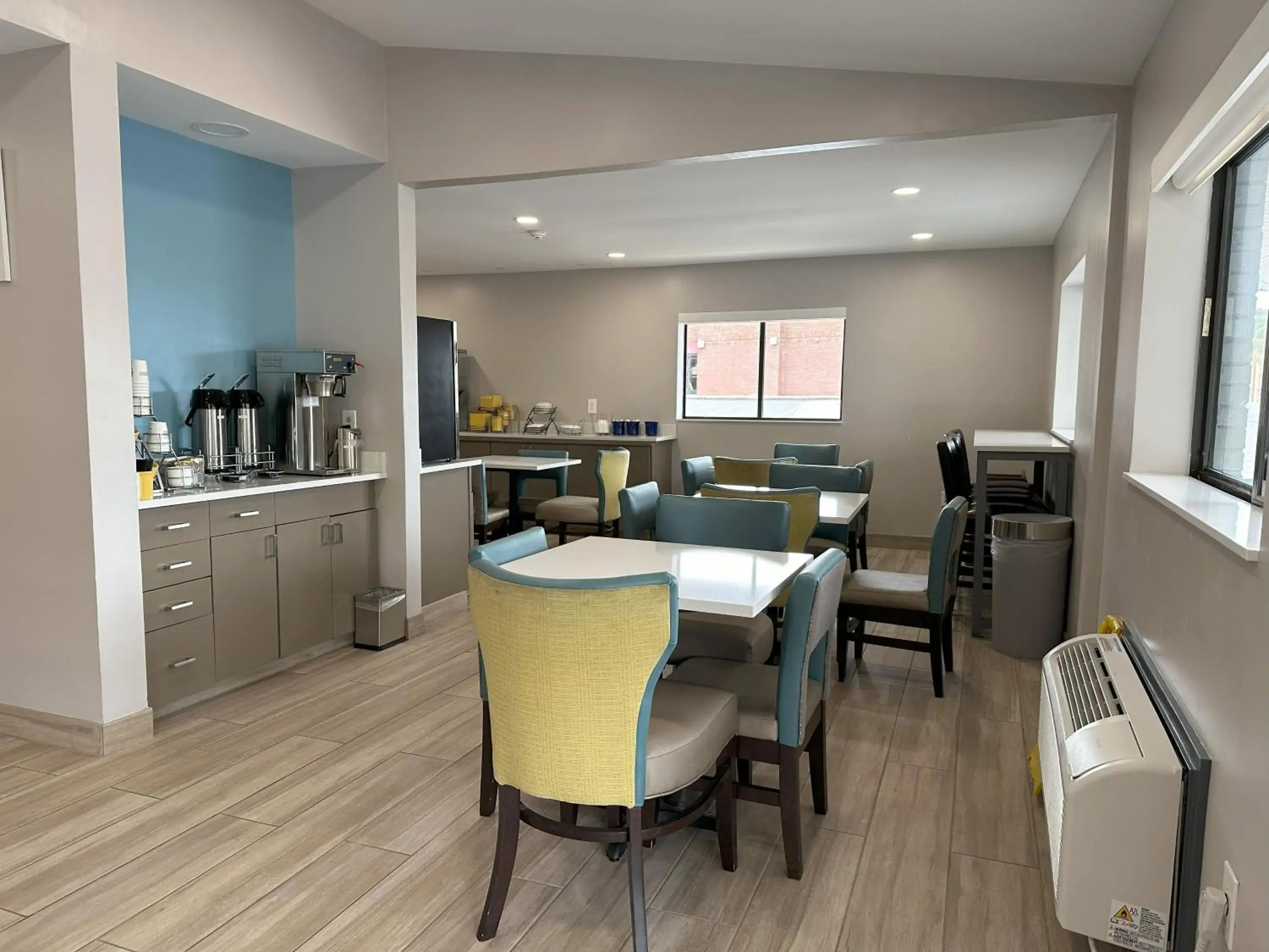 Breakfast in Days Inn by Wyndham Renfro Valley Mount Vernon Breakfast in Days Inn by Wyndham Renfro Valley Mount Vernon