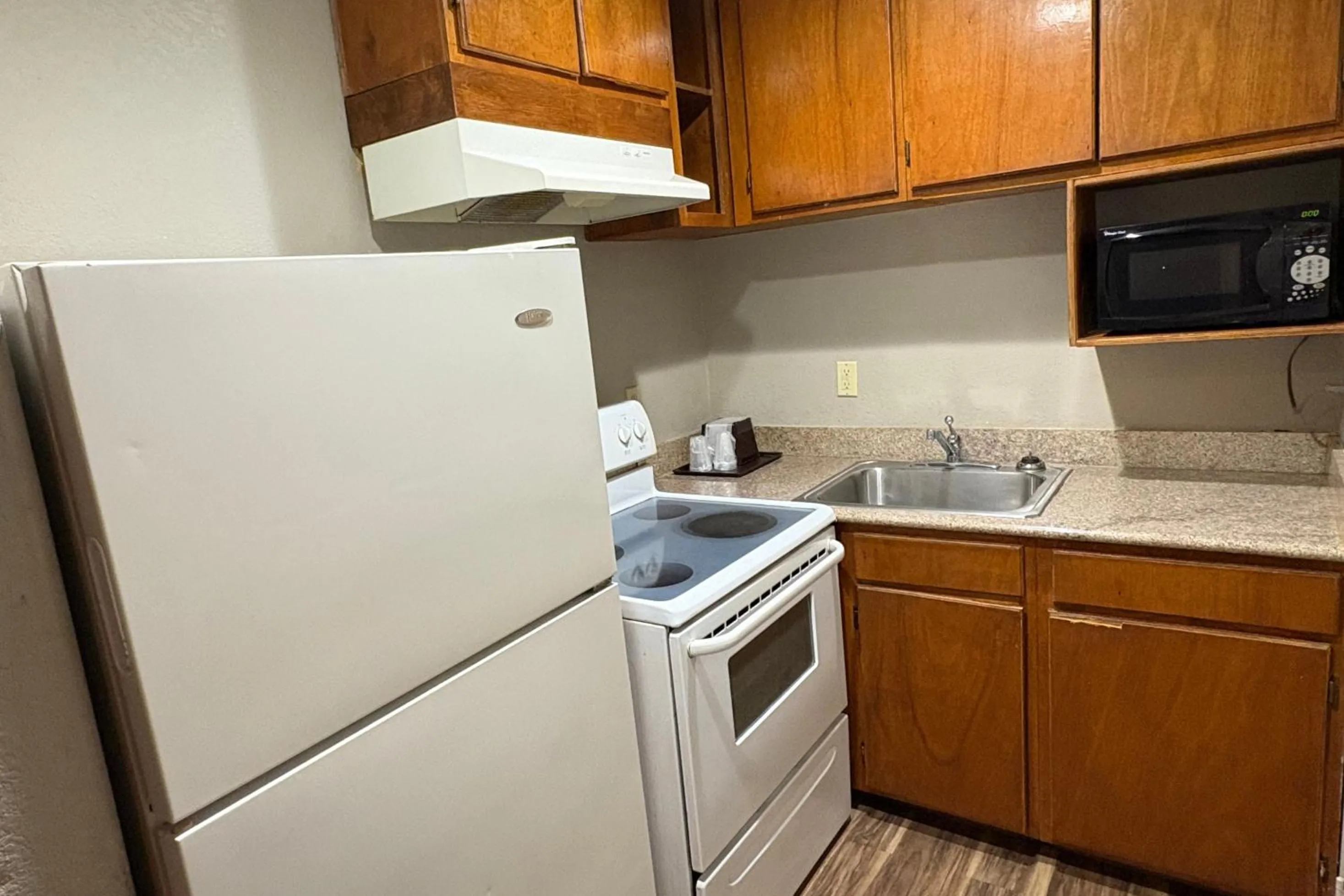 Kitchen or kitchenette in Regency Inn & Suites By Capital O Houston IAH Airport