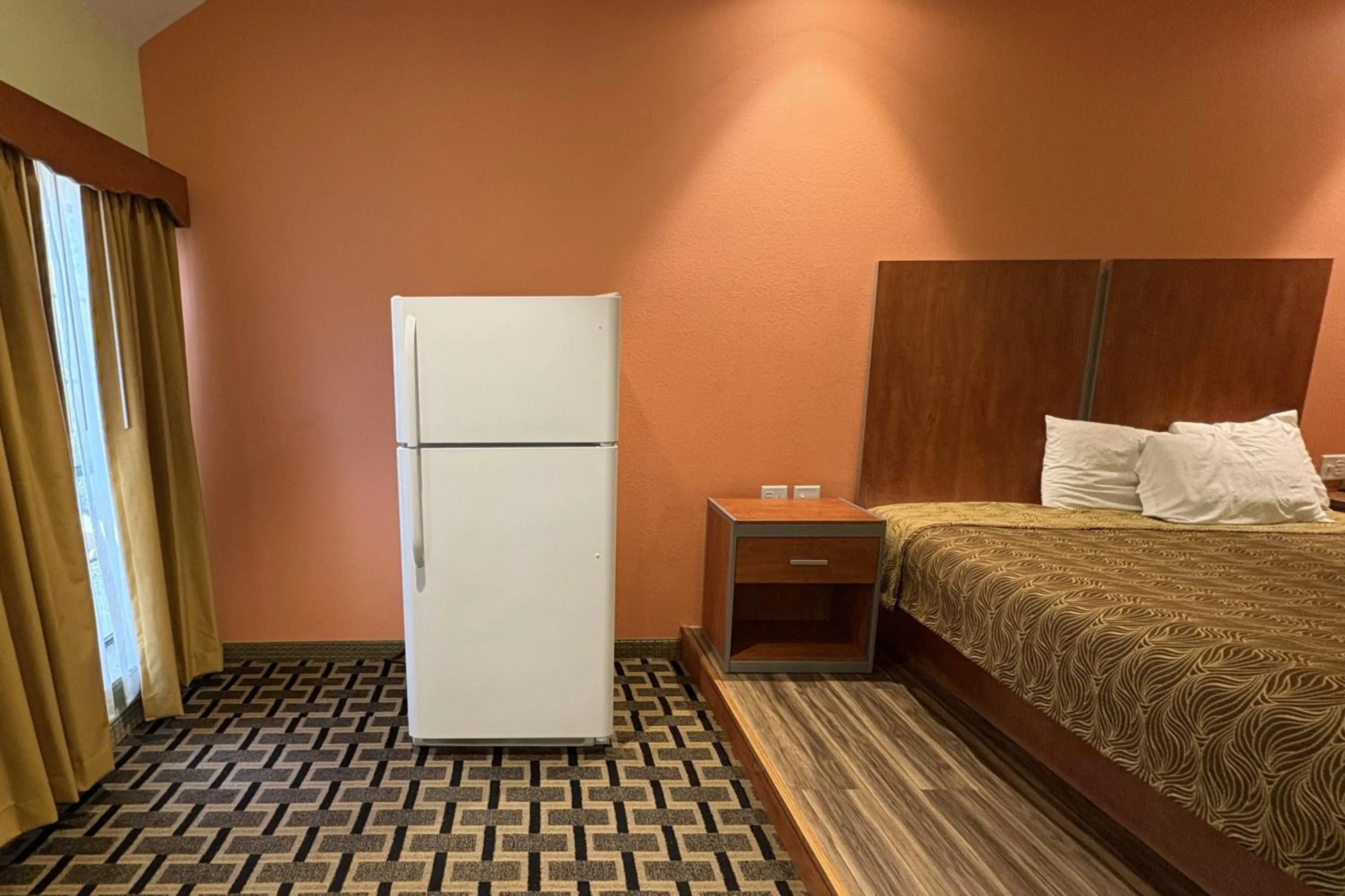 Bedroom, Bed in Regency Inn & Suites By Capital O Houston IAH Airport