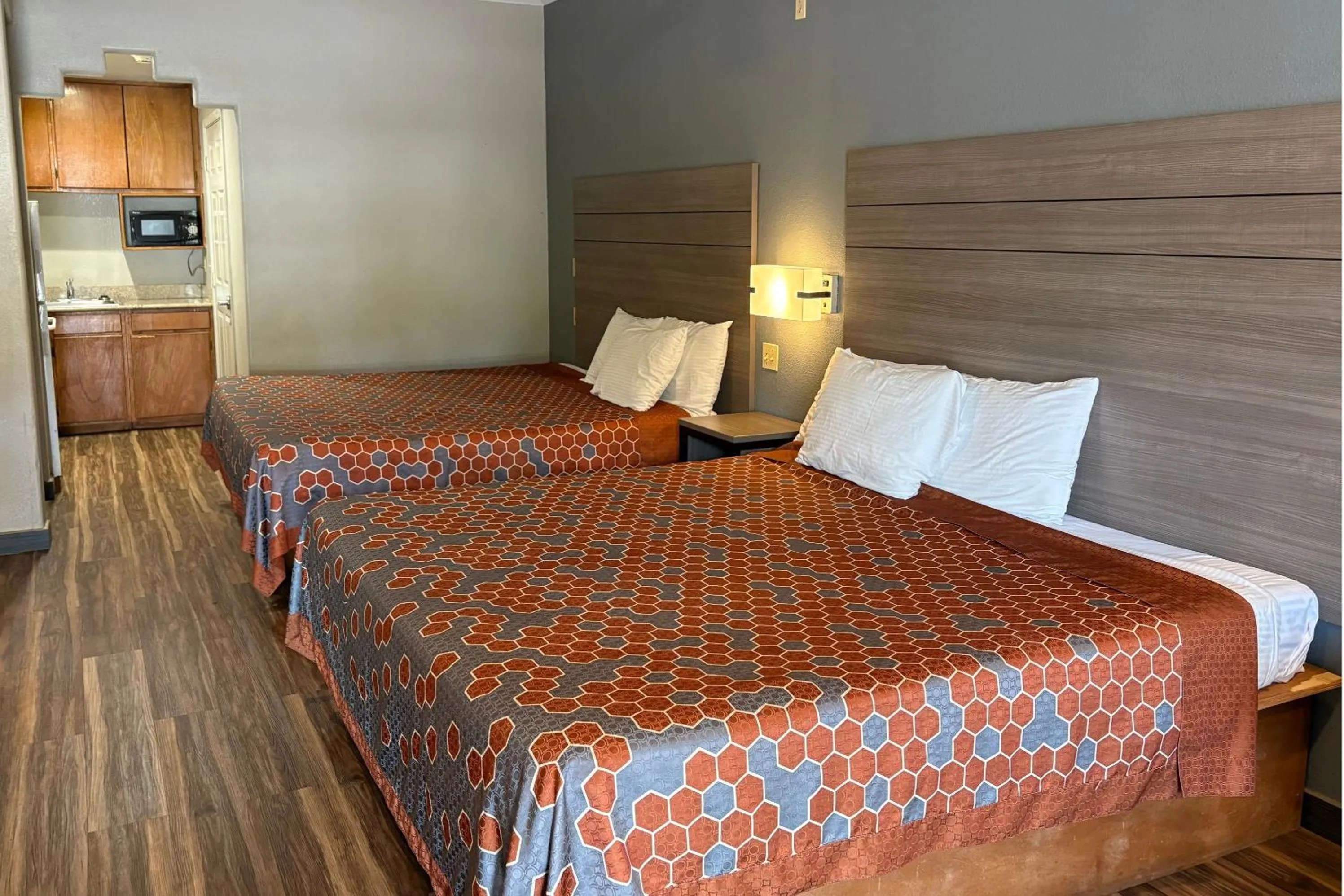 Bedroom, Bed in Regency Inn & Suites By Capital O Houston IAH Airport