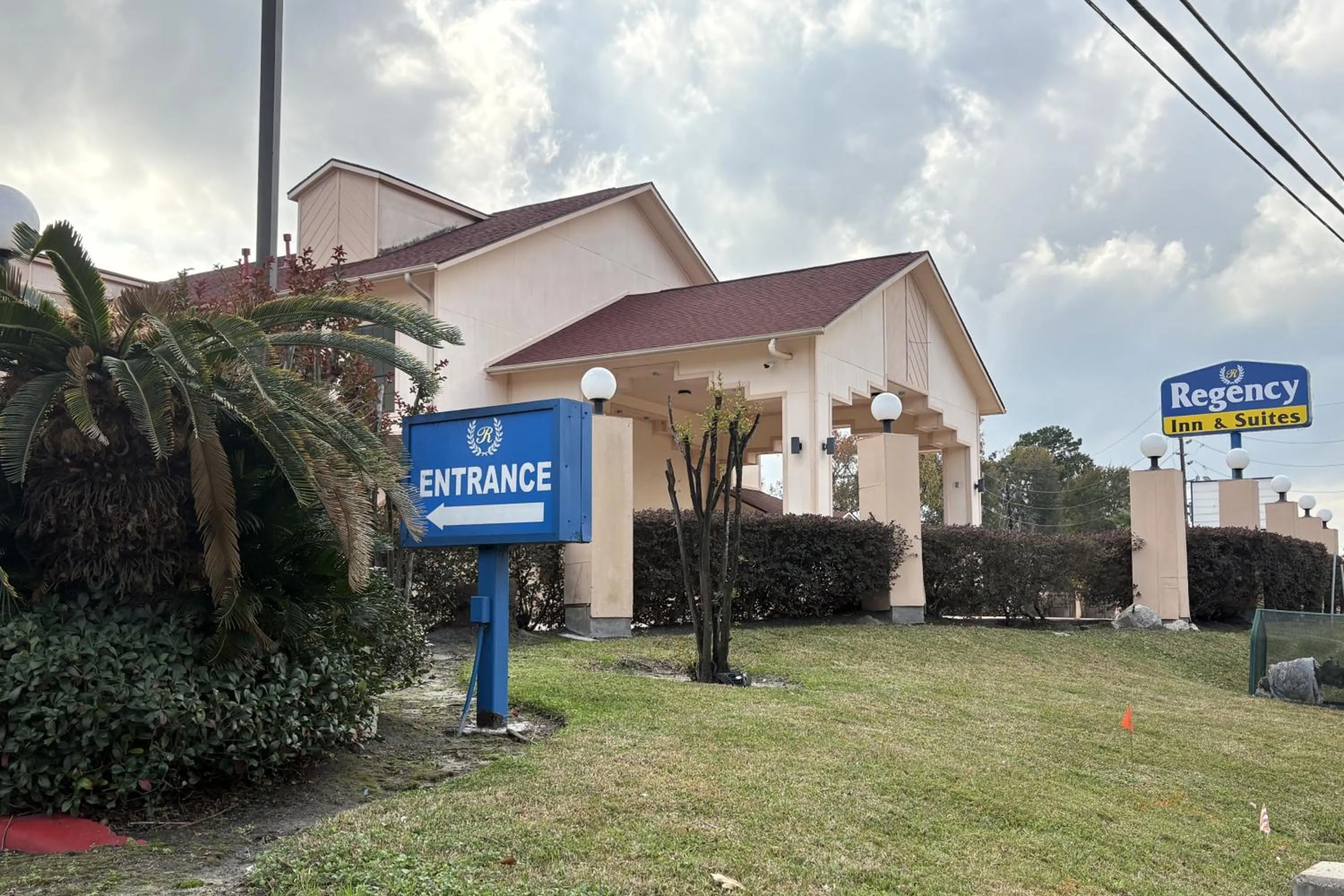 Facade/entrance in Regency Inn & Suites By Capital O Houston IAH Airport