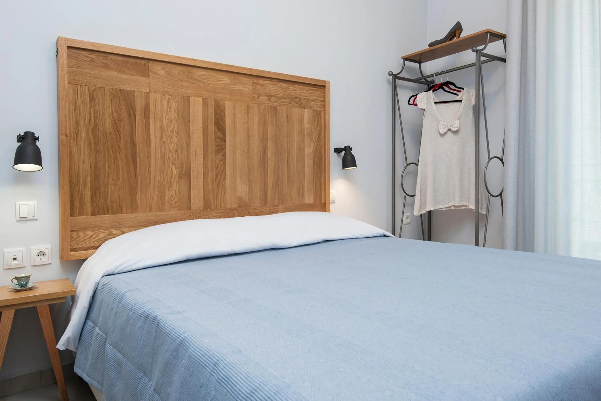 Bedroom, Bed in DownTown Hotel