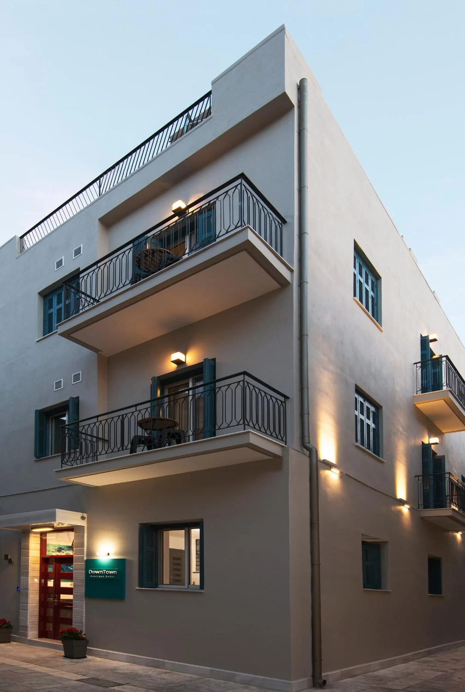 Facade/entrance in DownTown Hotel