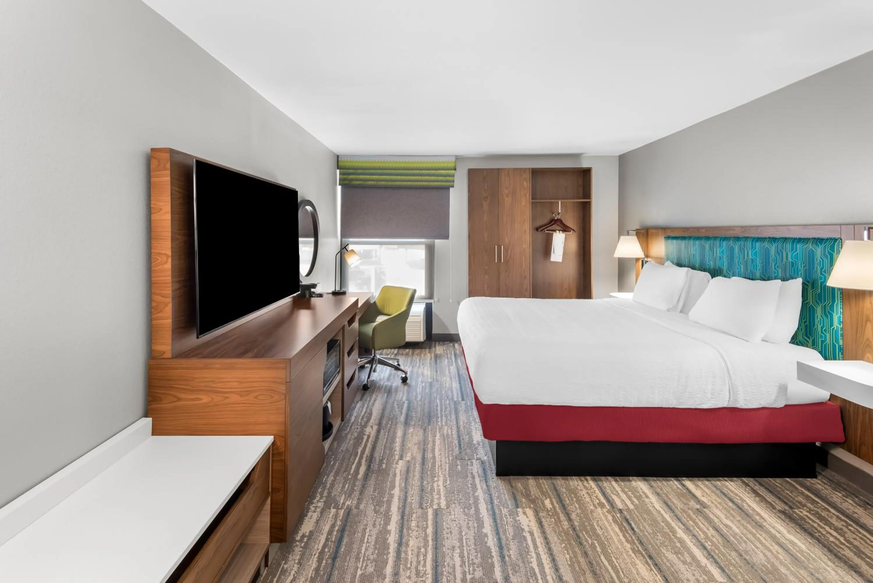 Guests, Bed in Hampton Inn Indianapolis Northeast/Castleton