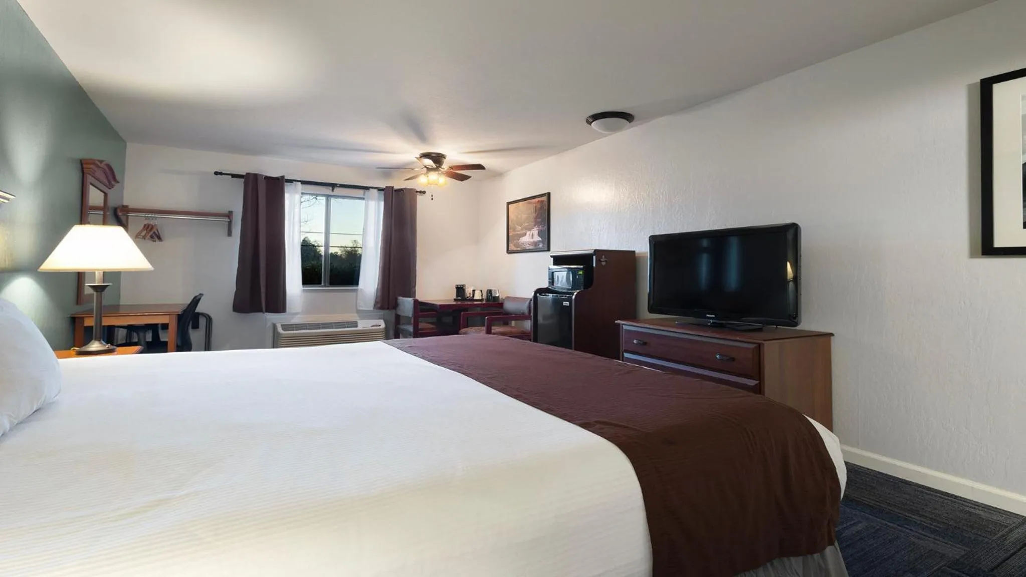 Bedroom, Bed in Sonora Aladdin Motor Inn