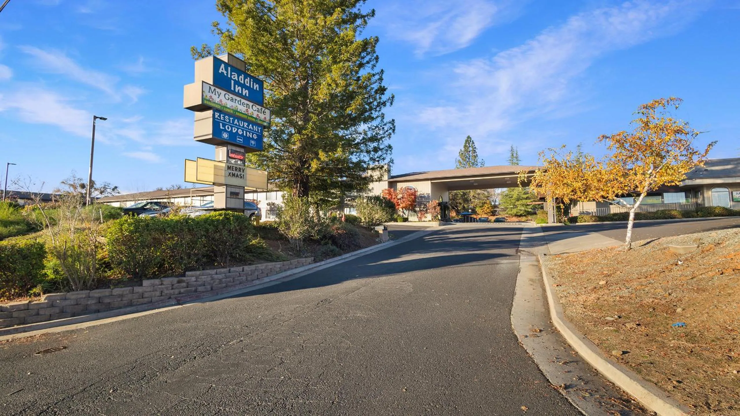 Facade/entrance in Sonora Aladdin Motor Inn