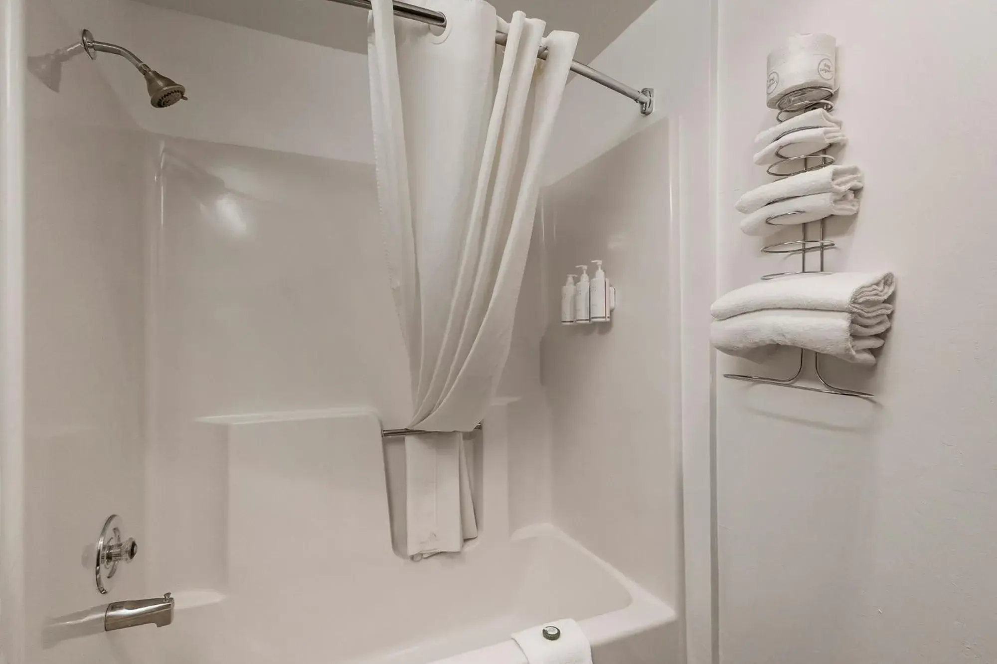 King Room - Non-Smoking in Sonora Aladdin Motor Inn King Room - Non-Smoking in Sonora Aladdin Motor Inn