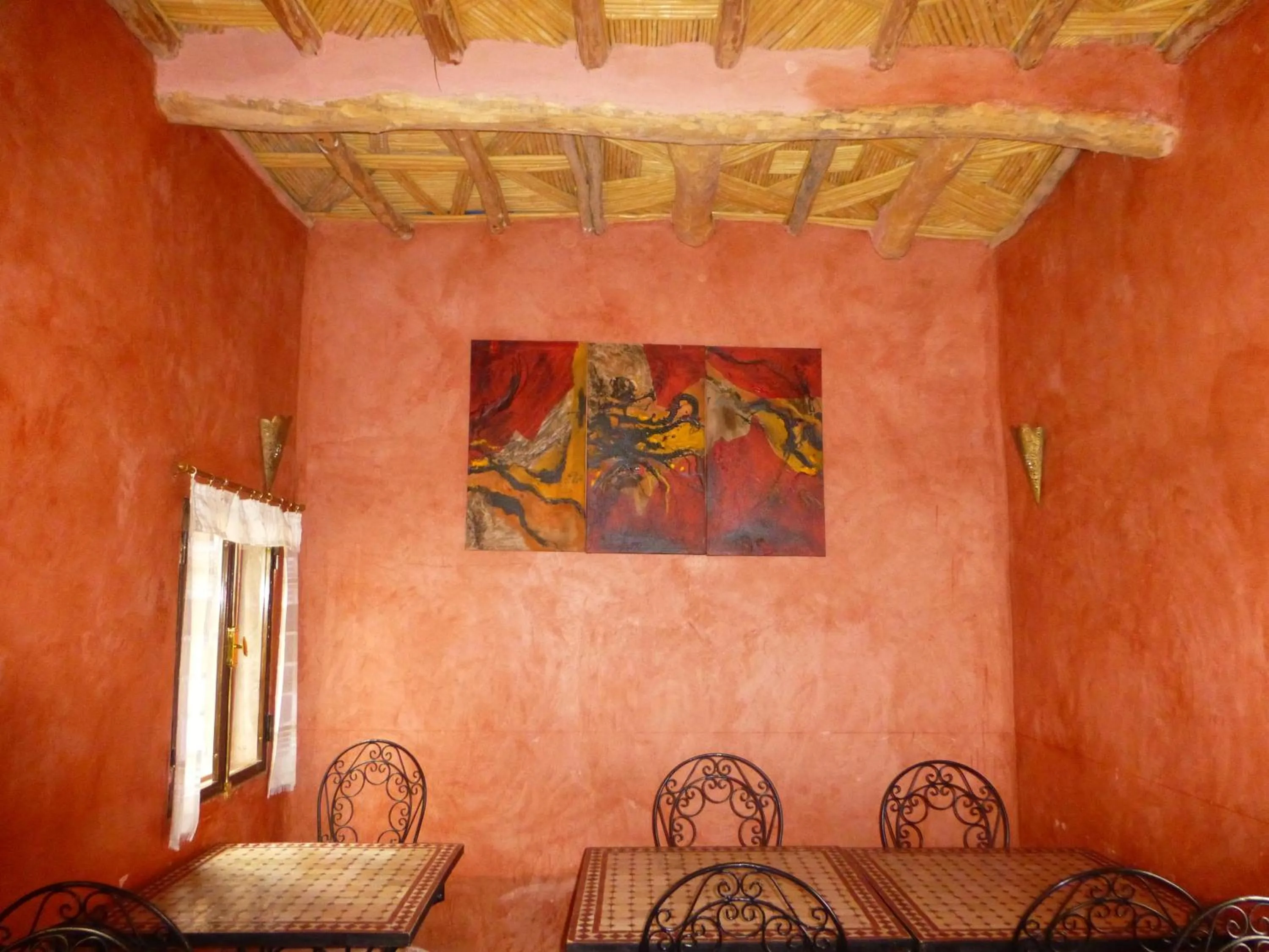 Restaurant/places to eat in Kasbah La Cigogne