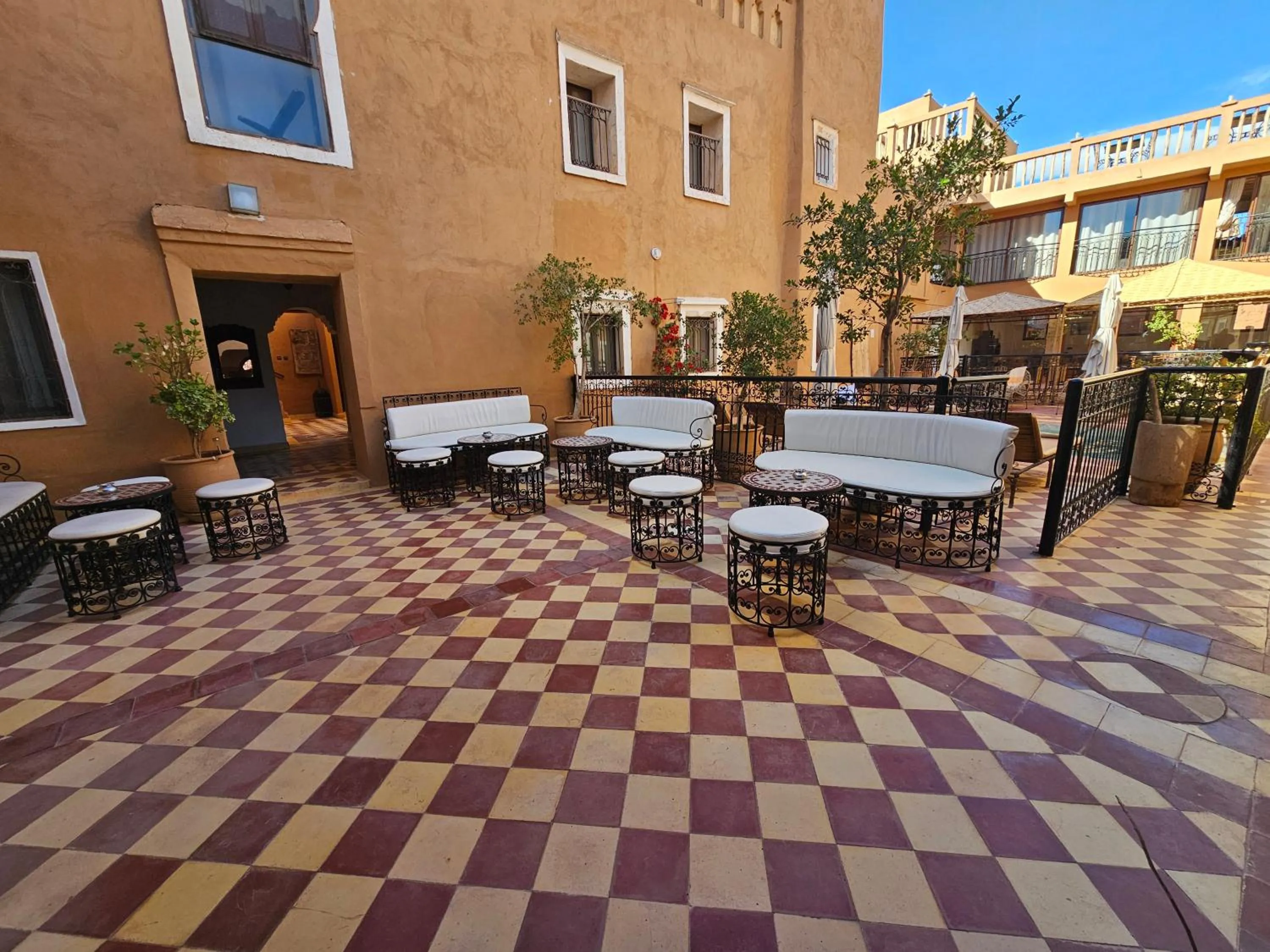 Patio in Kasbah La Cigogne