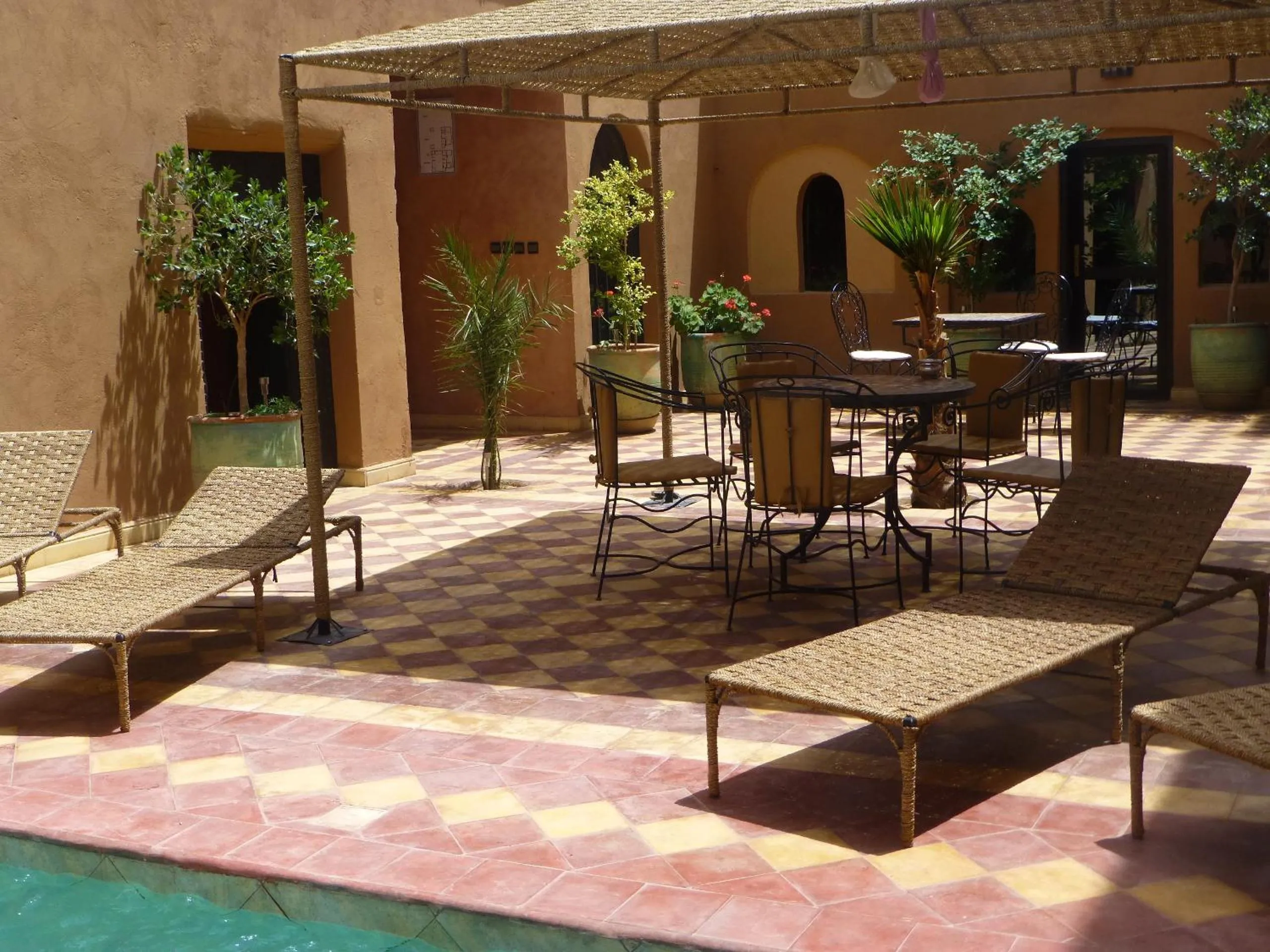 Patio in Kasbah La Cigogne