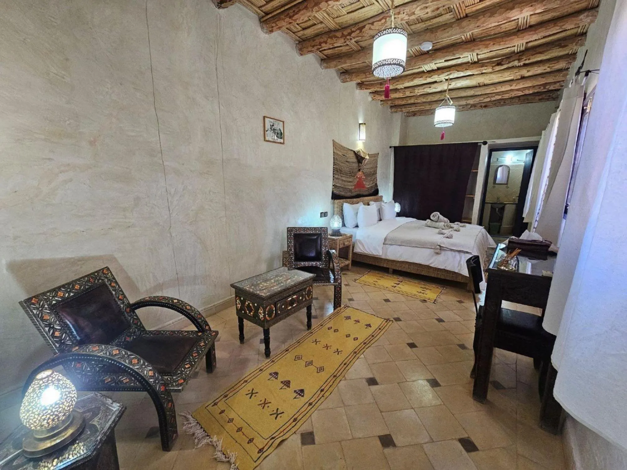 Photo of the whole room, Bed in Kasbah La Cigogne