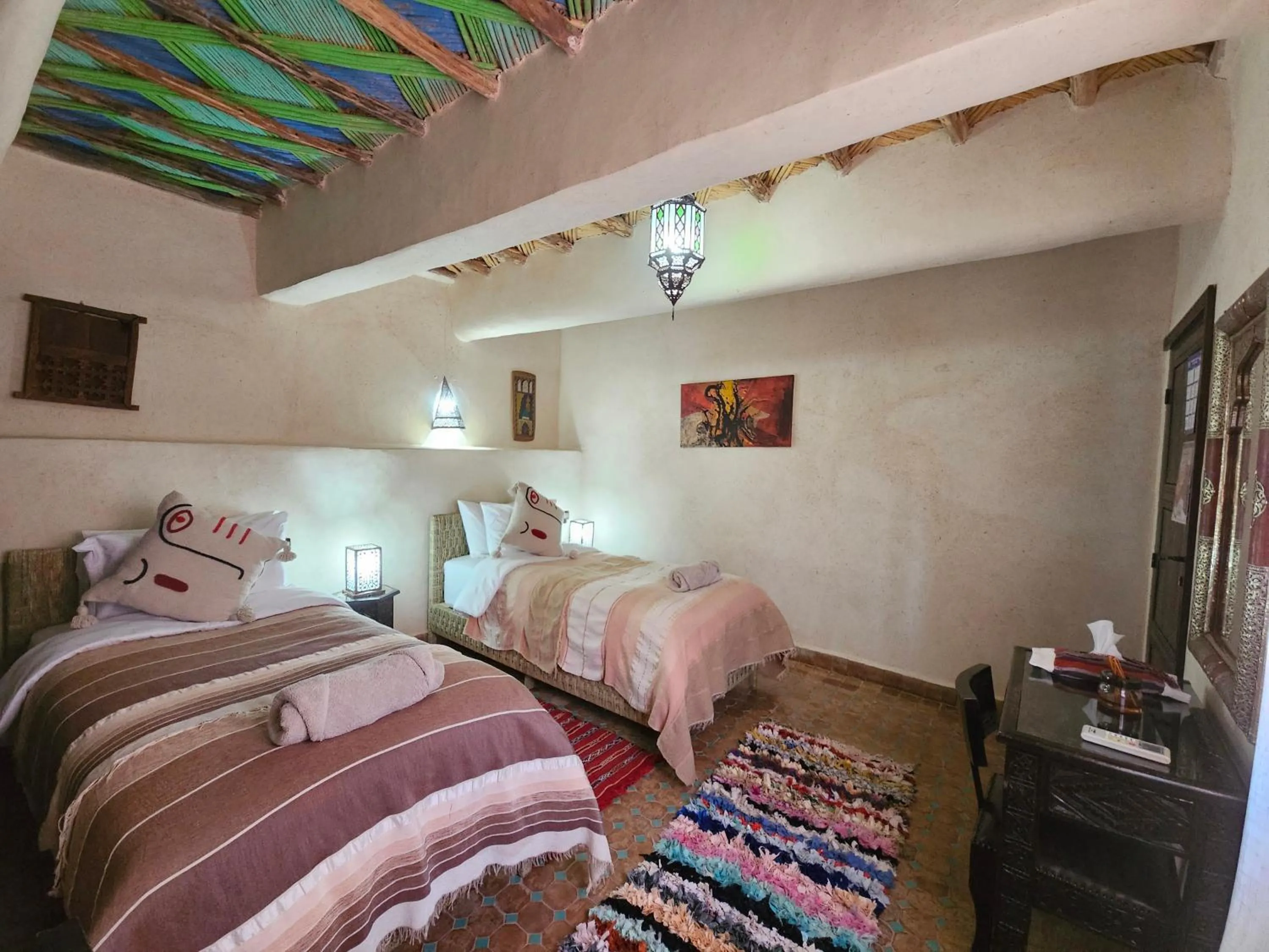 Photo of the whole room, Bed in Kasbah La Cigogne