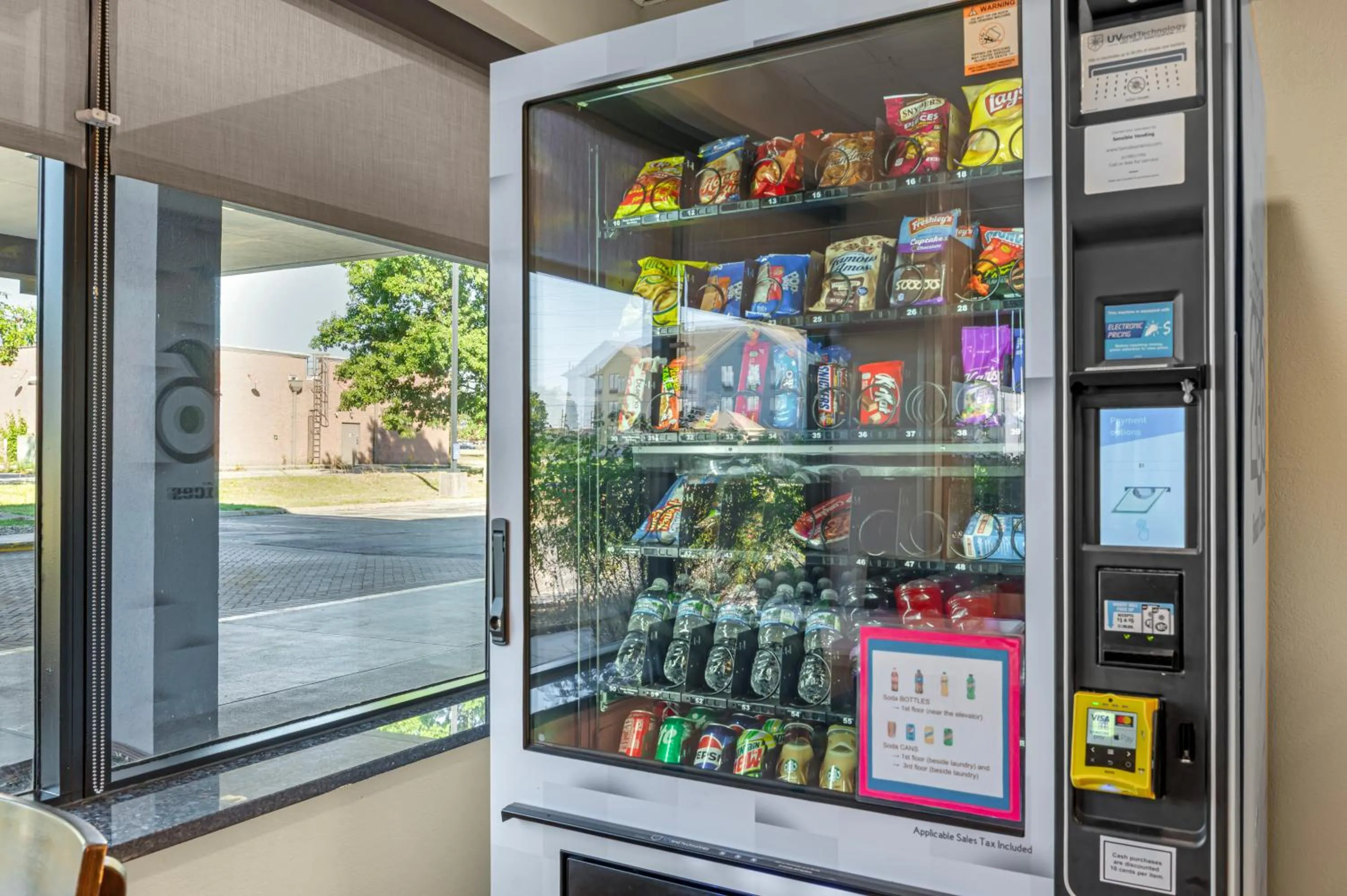 vending machine in Sleep Inn Indianapolis East