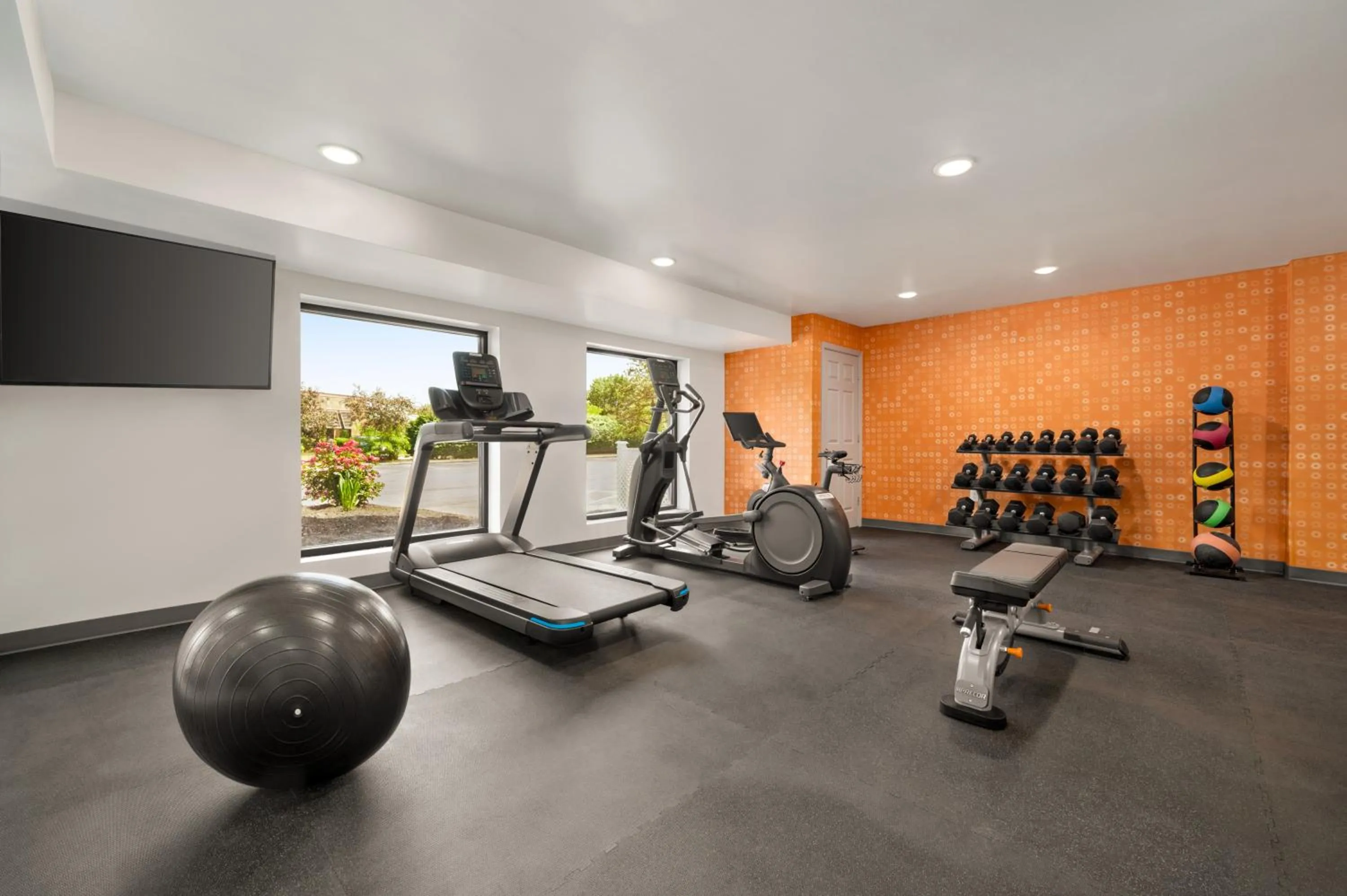 Fitness centre/facilities in La Quinta Inn by Wyndham Columbus Dublin