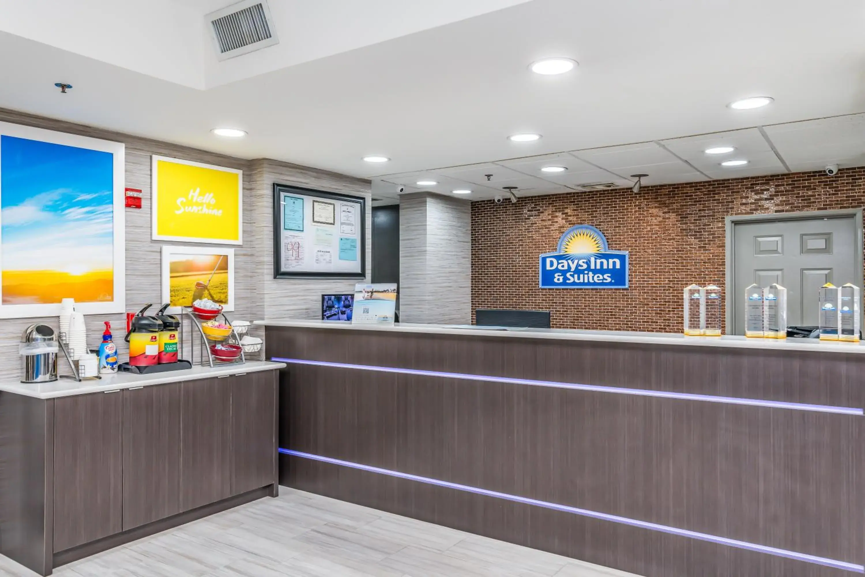 Lobby or reception in Days Inn & Suites by Wyndham Prattville-Montgomery Lobby or reception in Days Inn & Suites by Wyndham Prattville-Montgomery