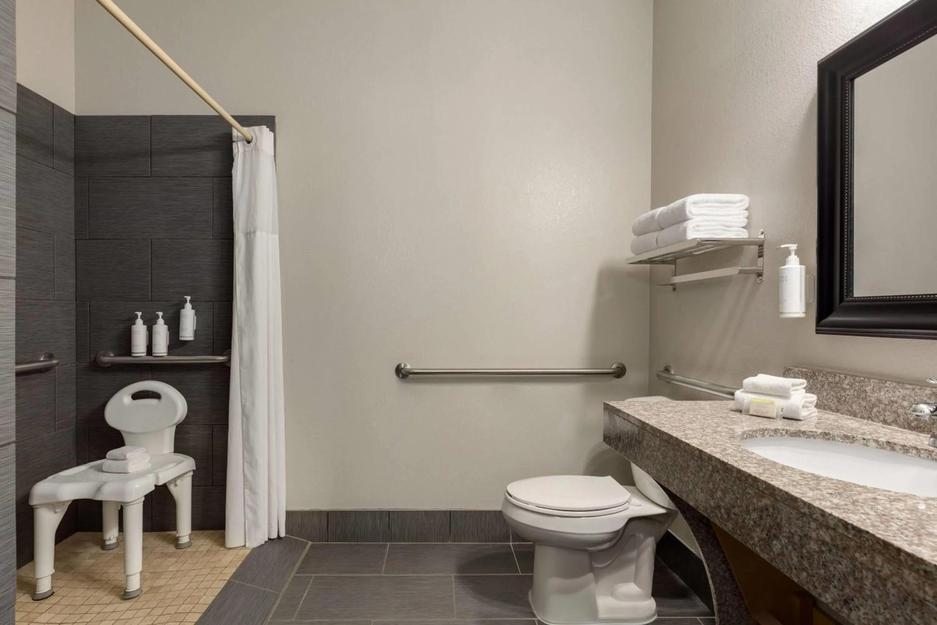 Shower in Days Inn & Suites by Wyndham Prattville-Montgomery