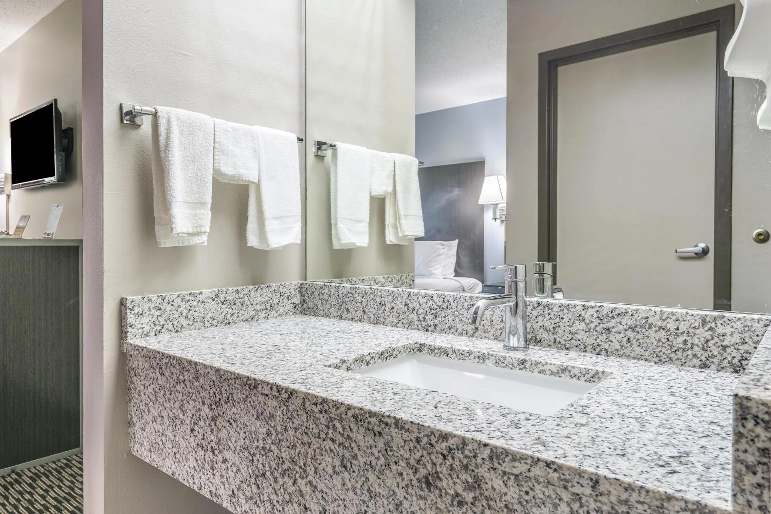 Bathroom in Suburban Studios Chattanooga Northeast - Ooltewah